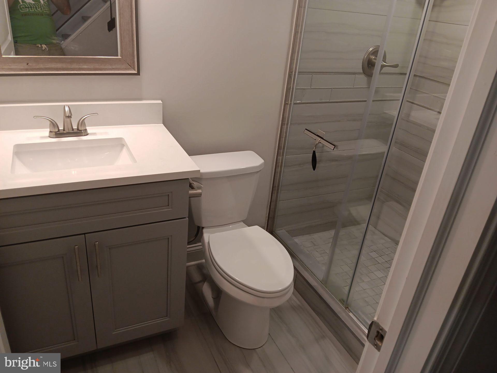 KENSINGTON - Residential Lease