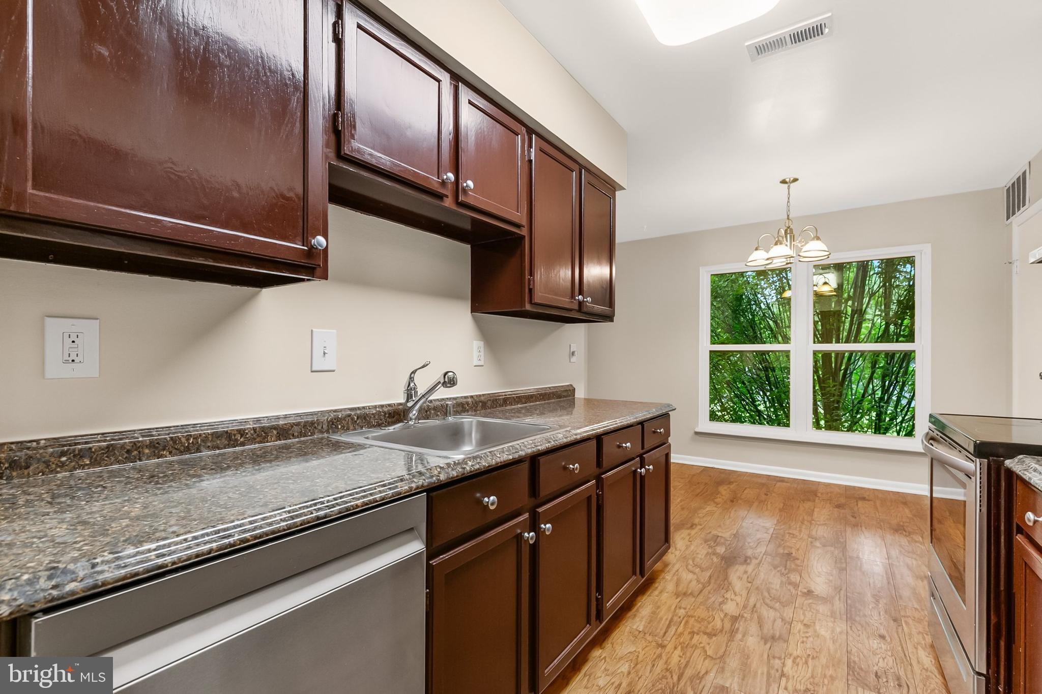 HOMELAND VILLAGE - Residential