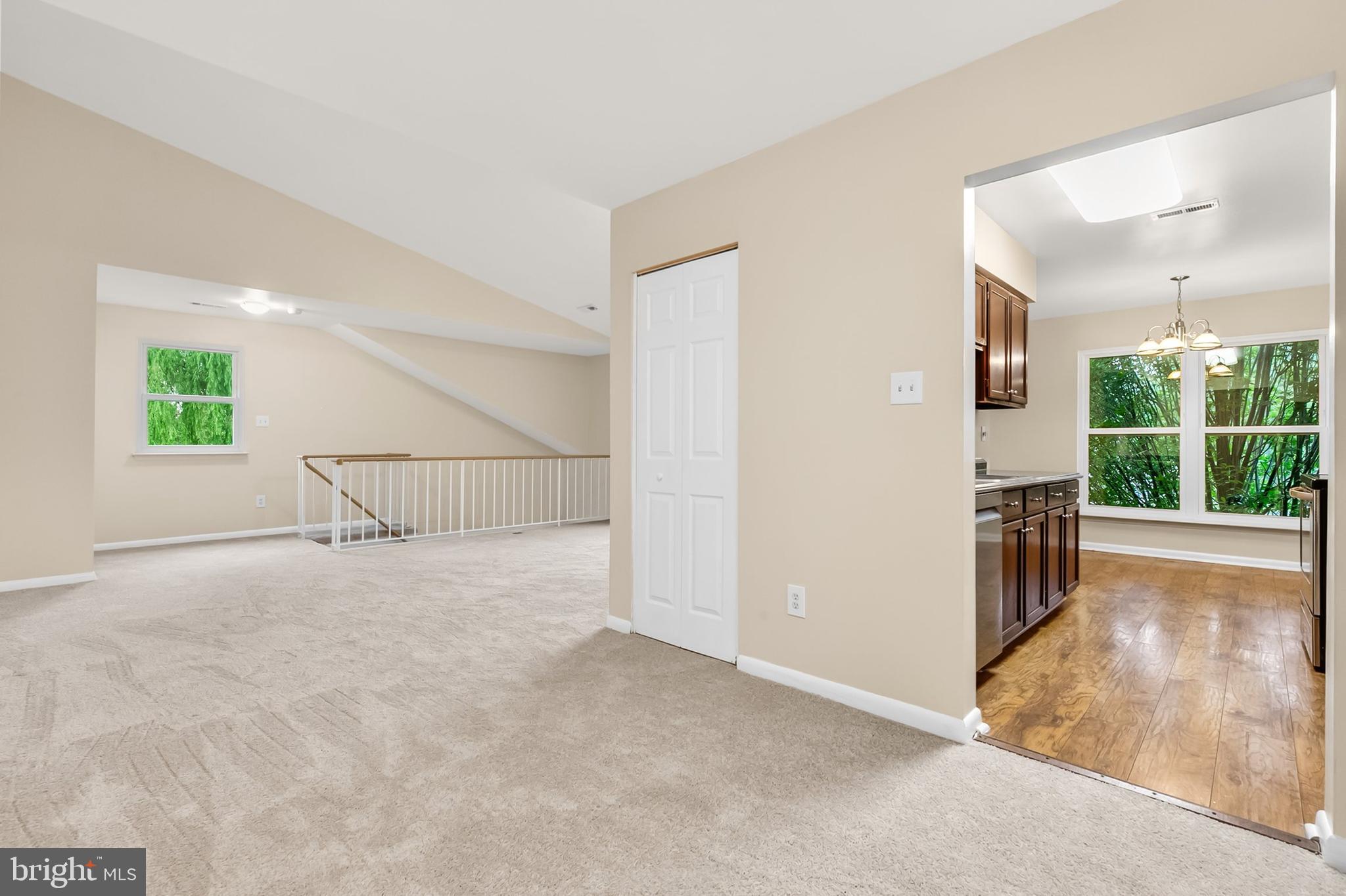 HOMELAND VILLAGE - Residential
