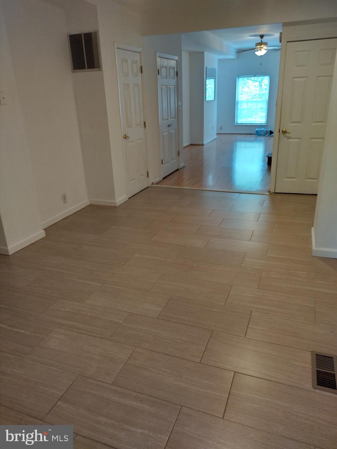 RIVERSIDE PARK - Residential Lease