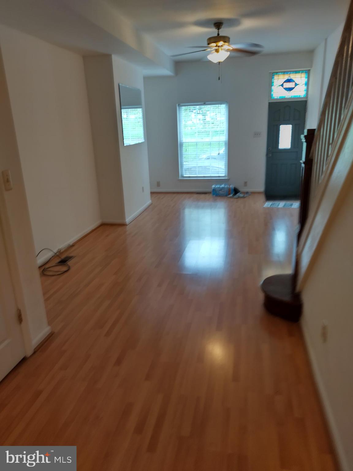 RIVERSIDE PARK - Residential Lease