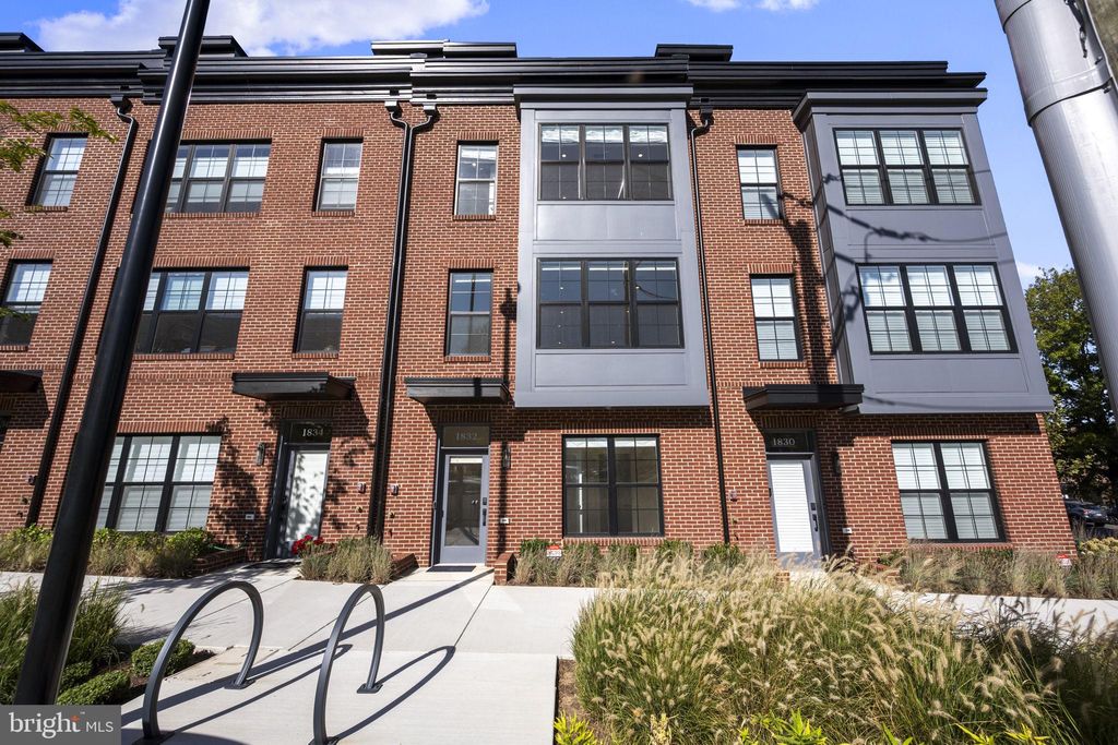 Photo of 1832 Michael Faraday Drive, RESTON, VA 20190 (MLS # VAFX2272158)