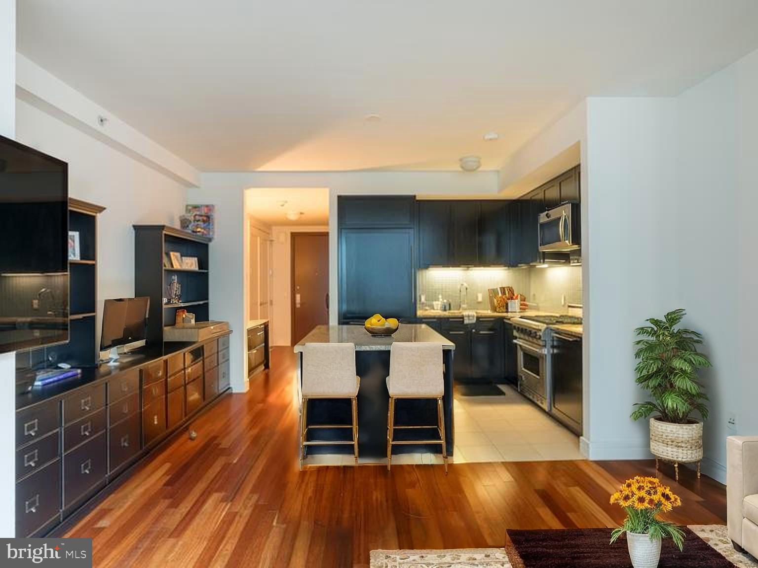 1414 S PENN SQUARE 20G