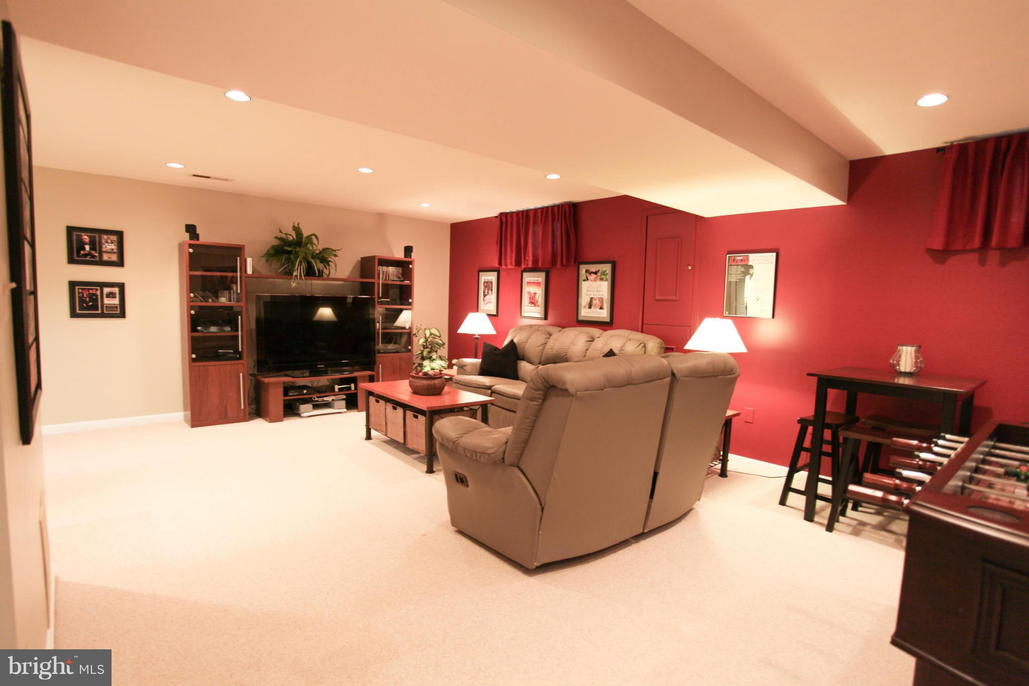 LAKE RIDGE - Residential