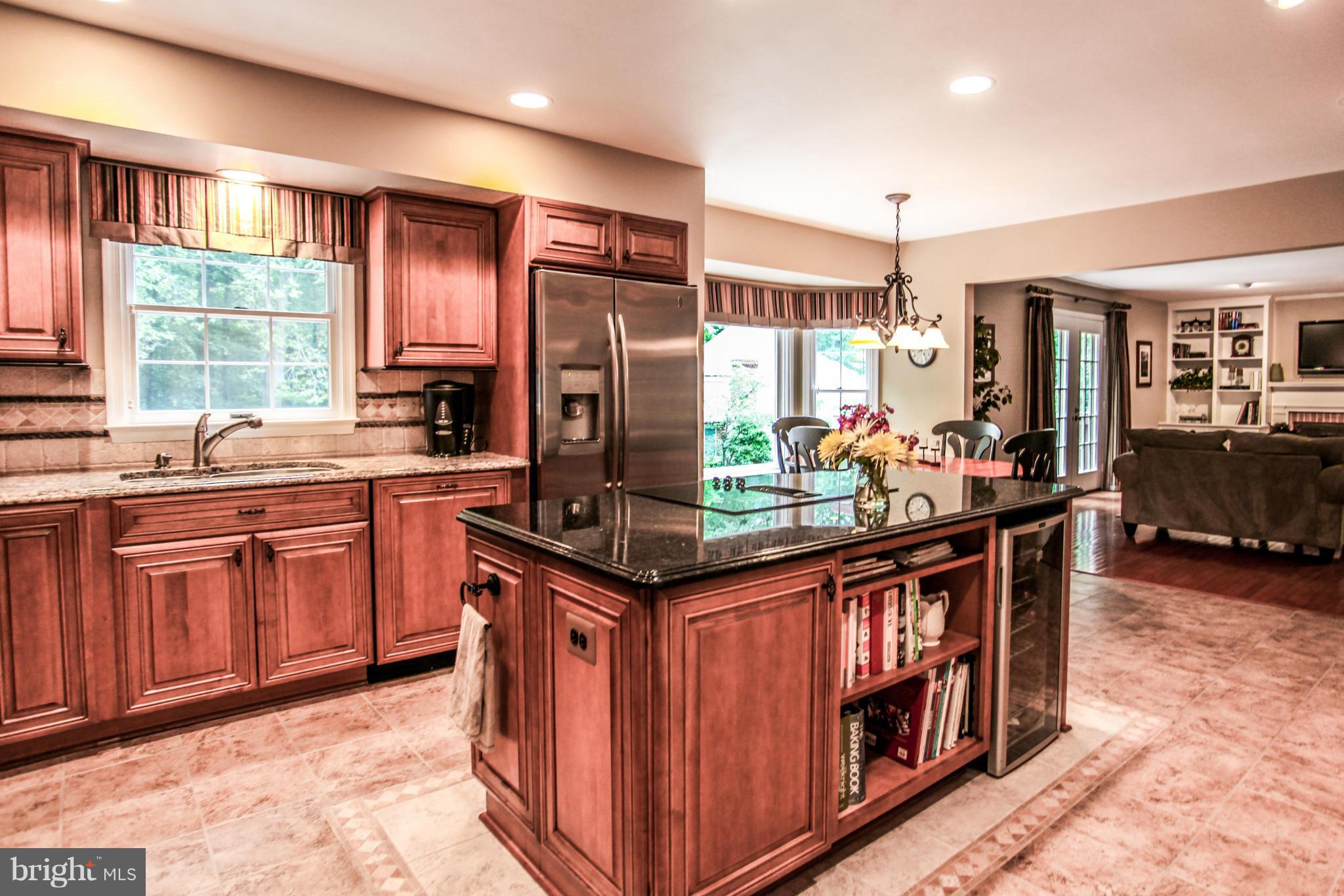 LAKE RIDGE - Residential