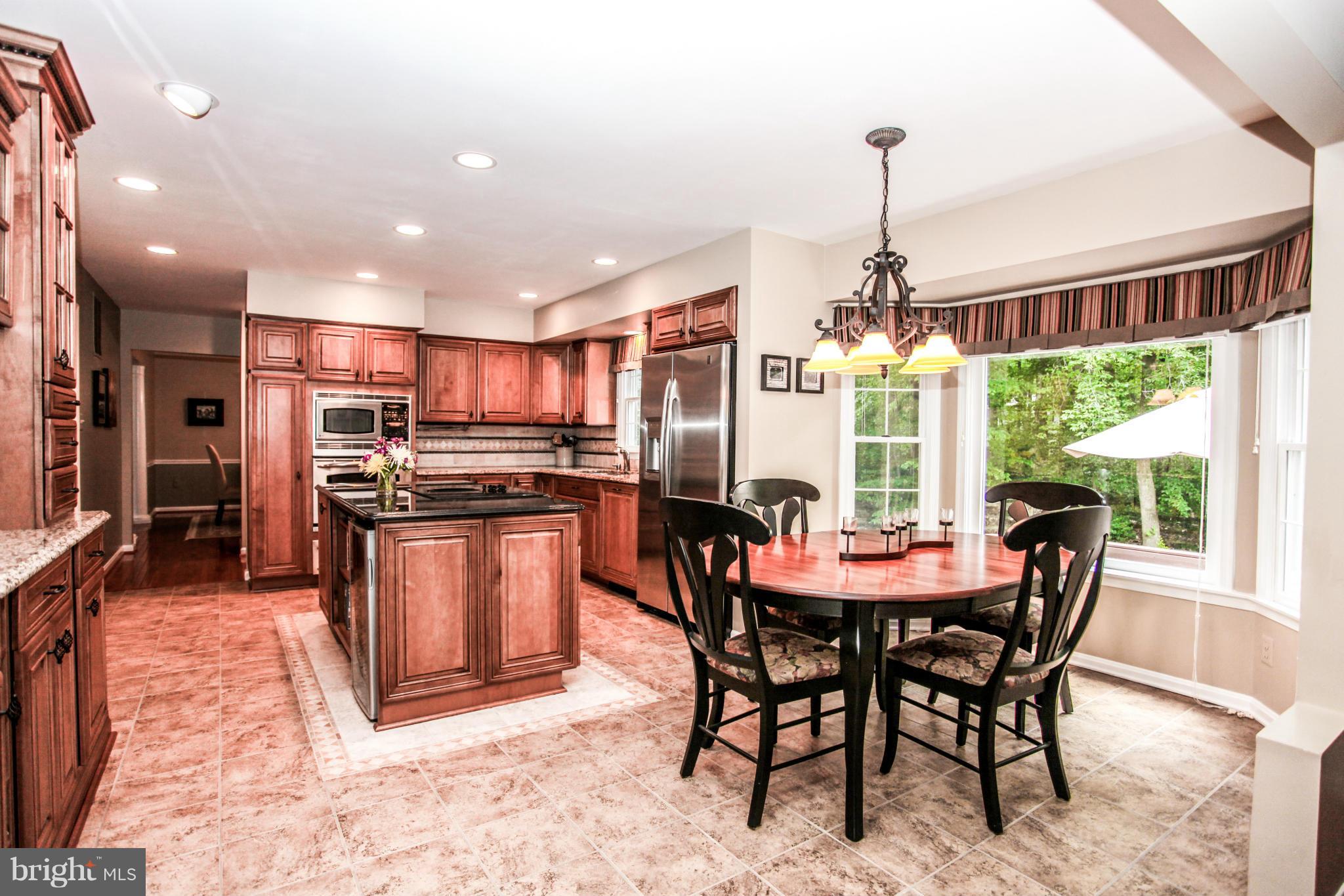 LAKE RIDGE - Residential