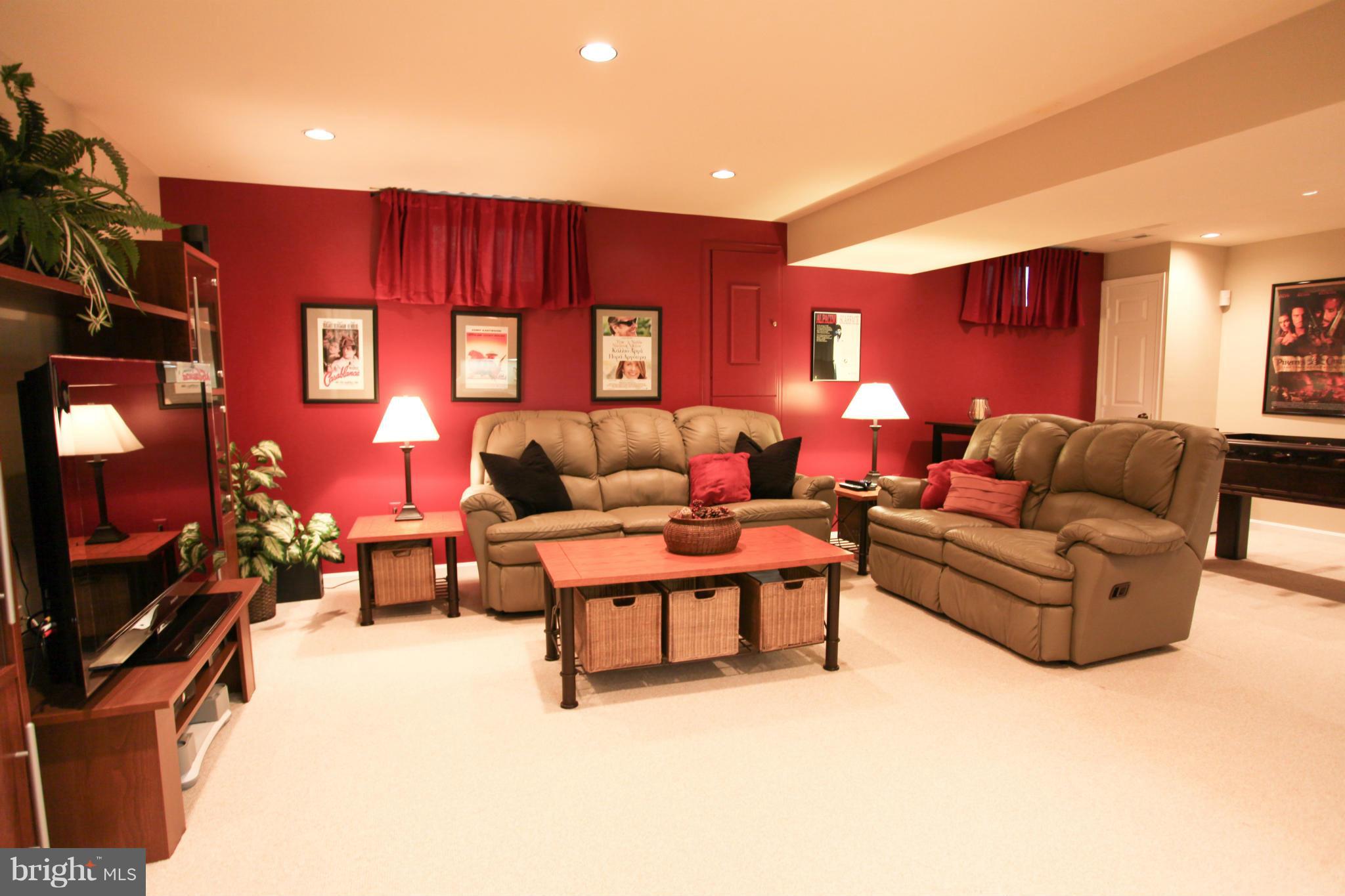 LAKE RIDGE - Residential