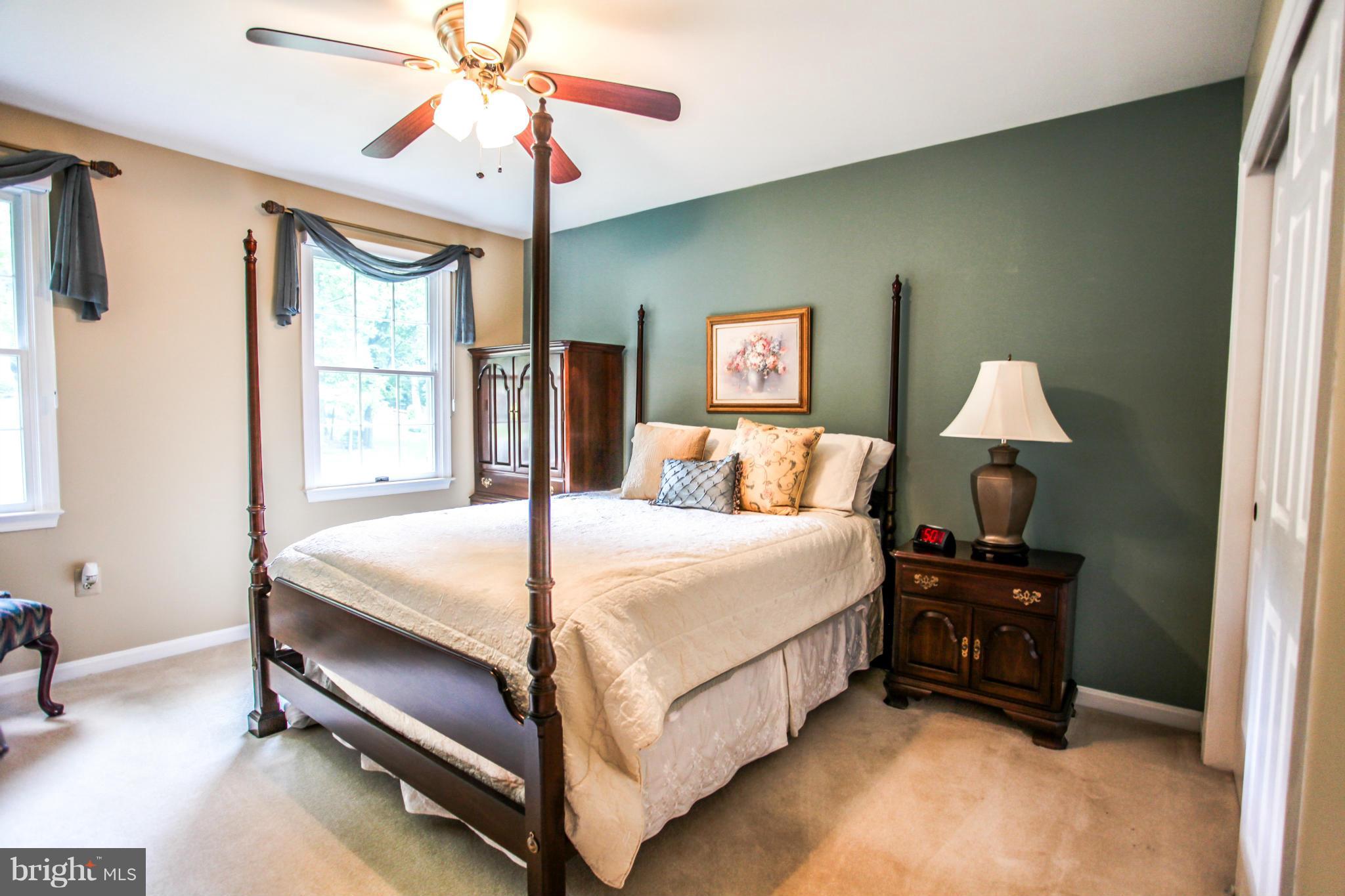 LAKE RIDGE - Residential