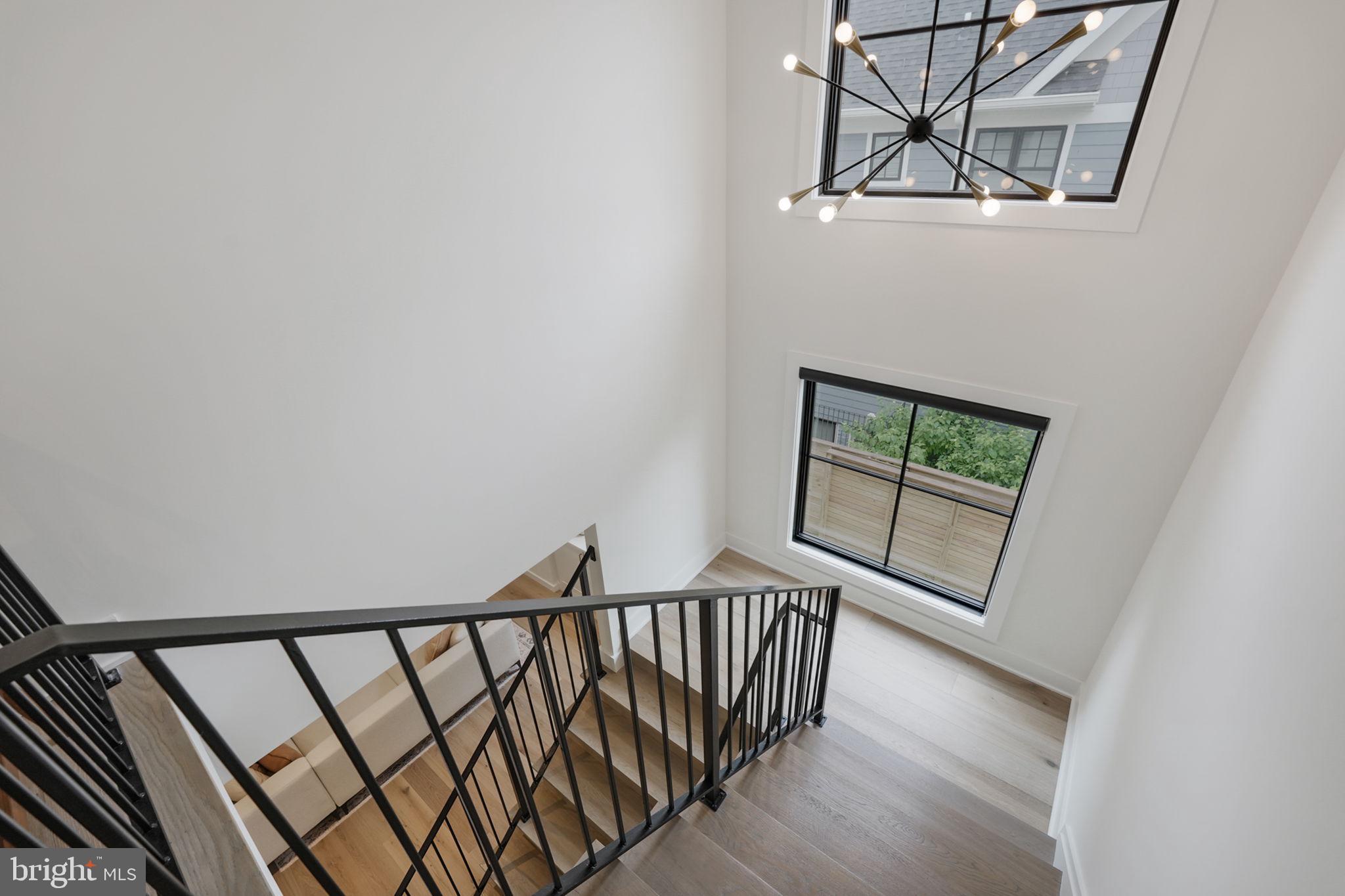 WEST VIENNA WOODS - Residential