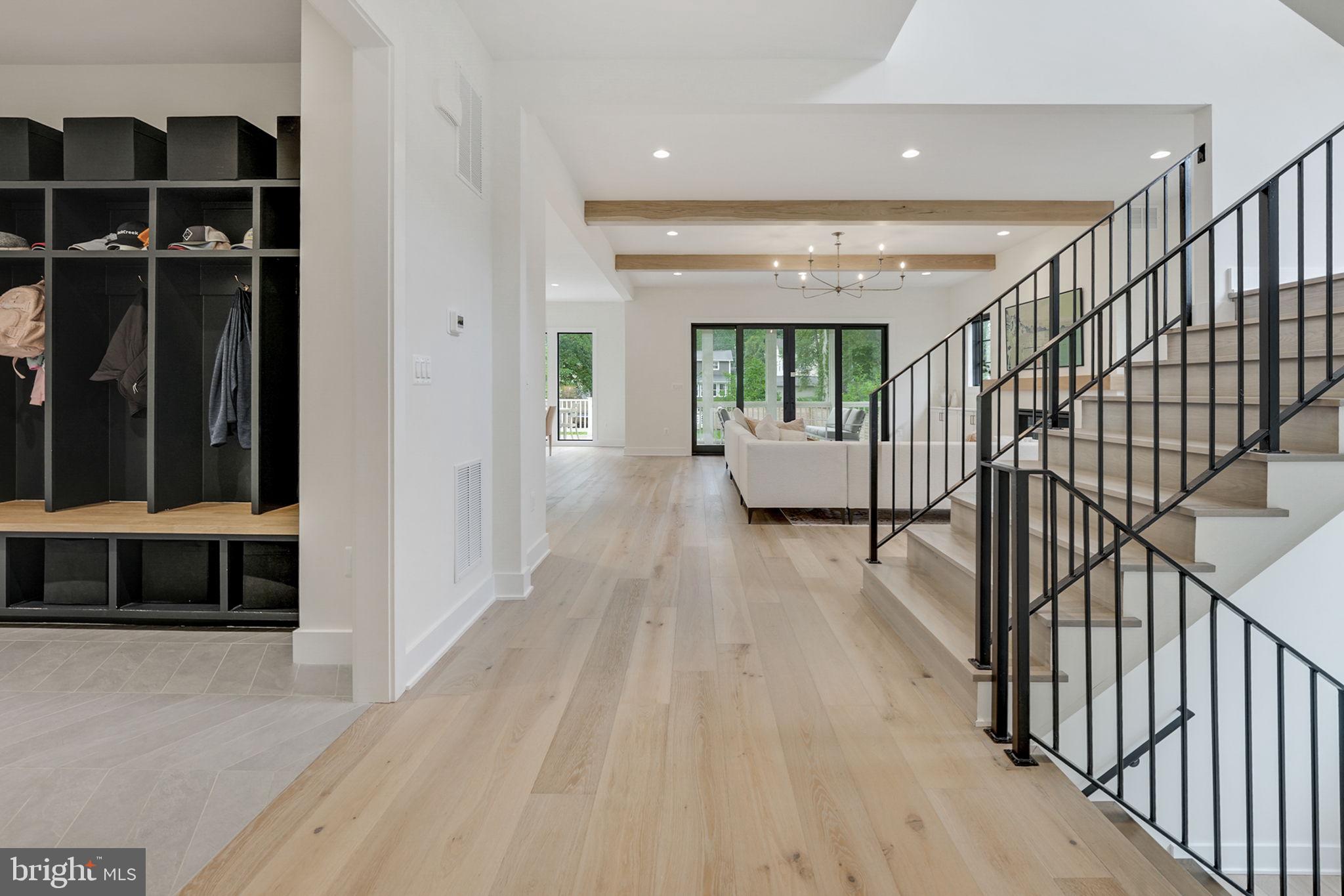 WEST VIENNA WOODS - Residential