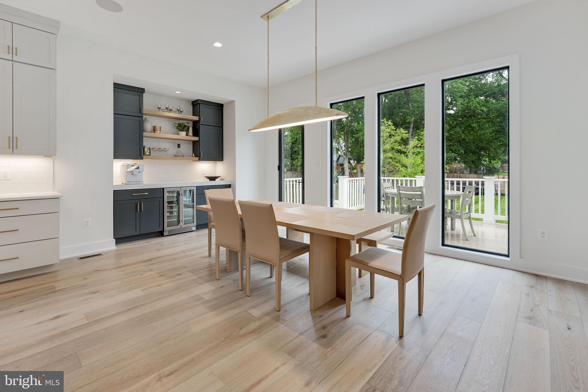 WEST VIENNA WOODS - Residential