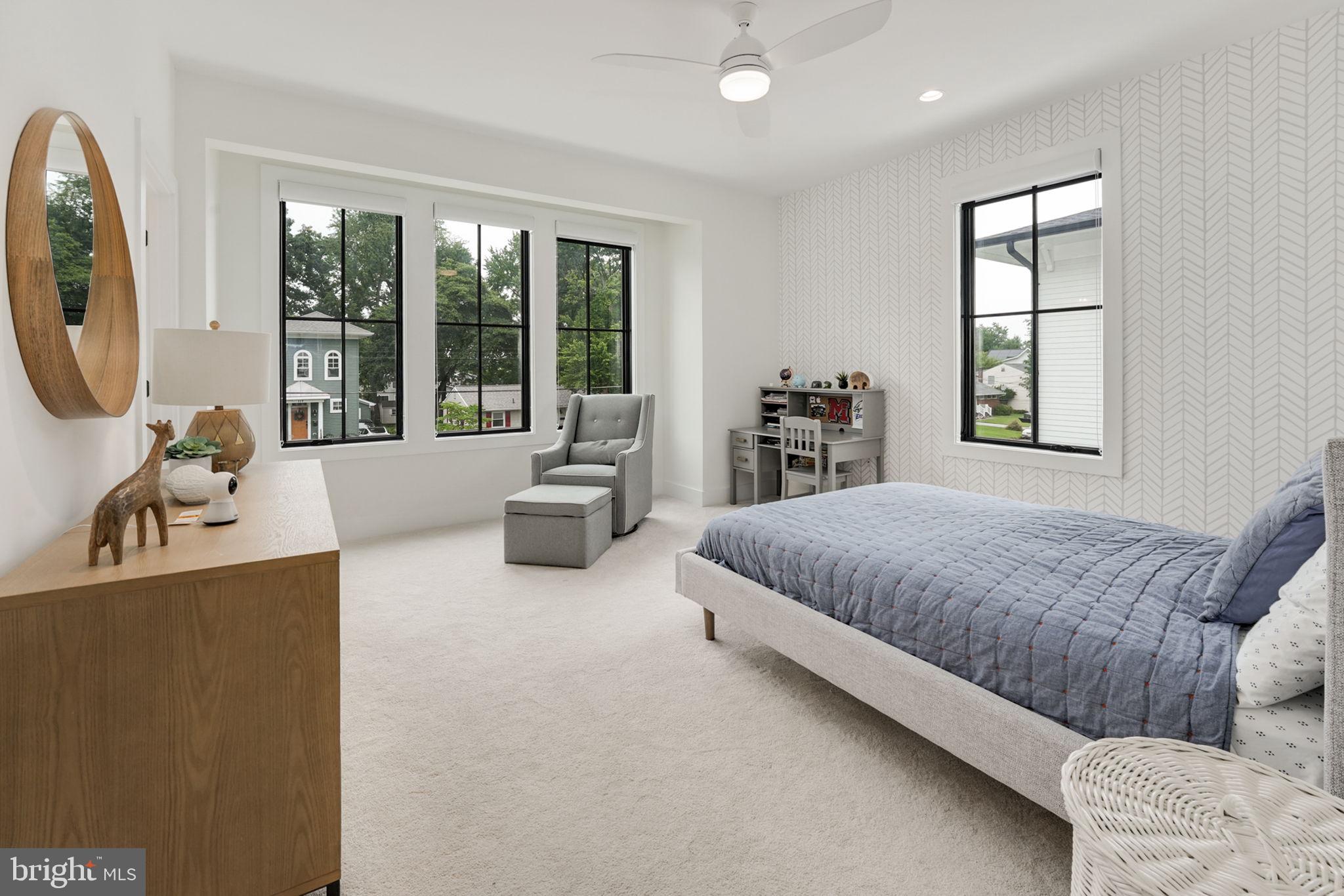 WEST VIENNA WOODS - Residential