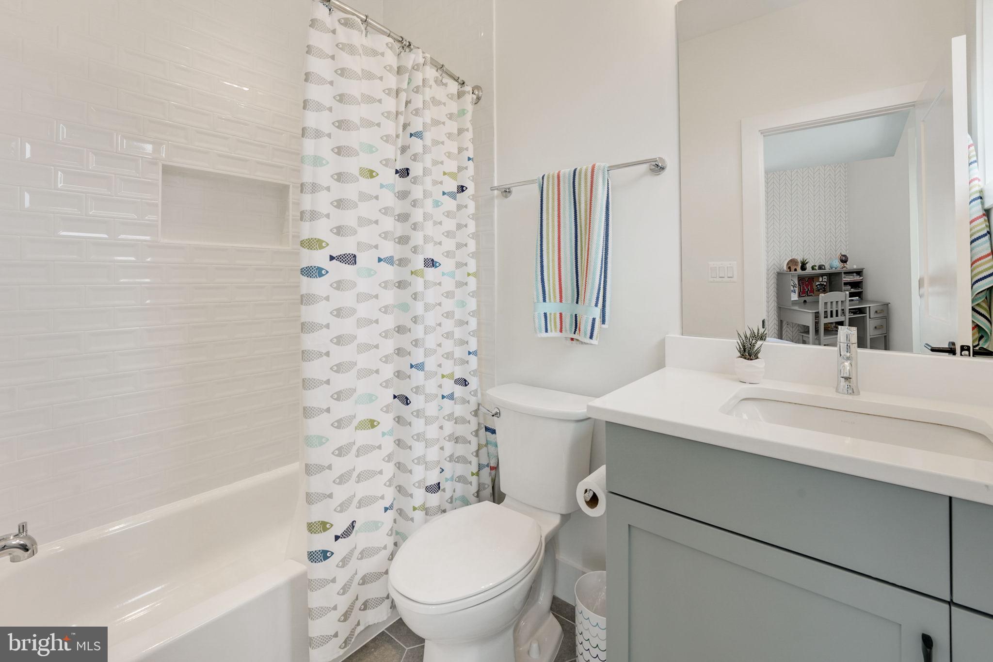 WEST VIENNA WOODS - Residential