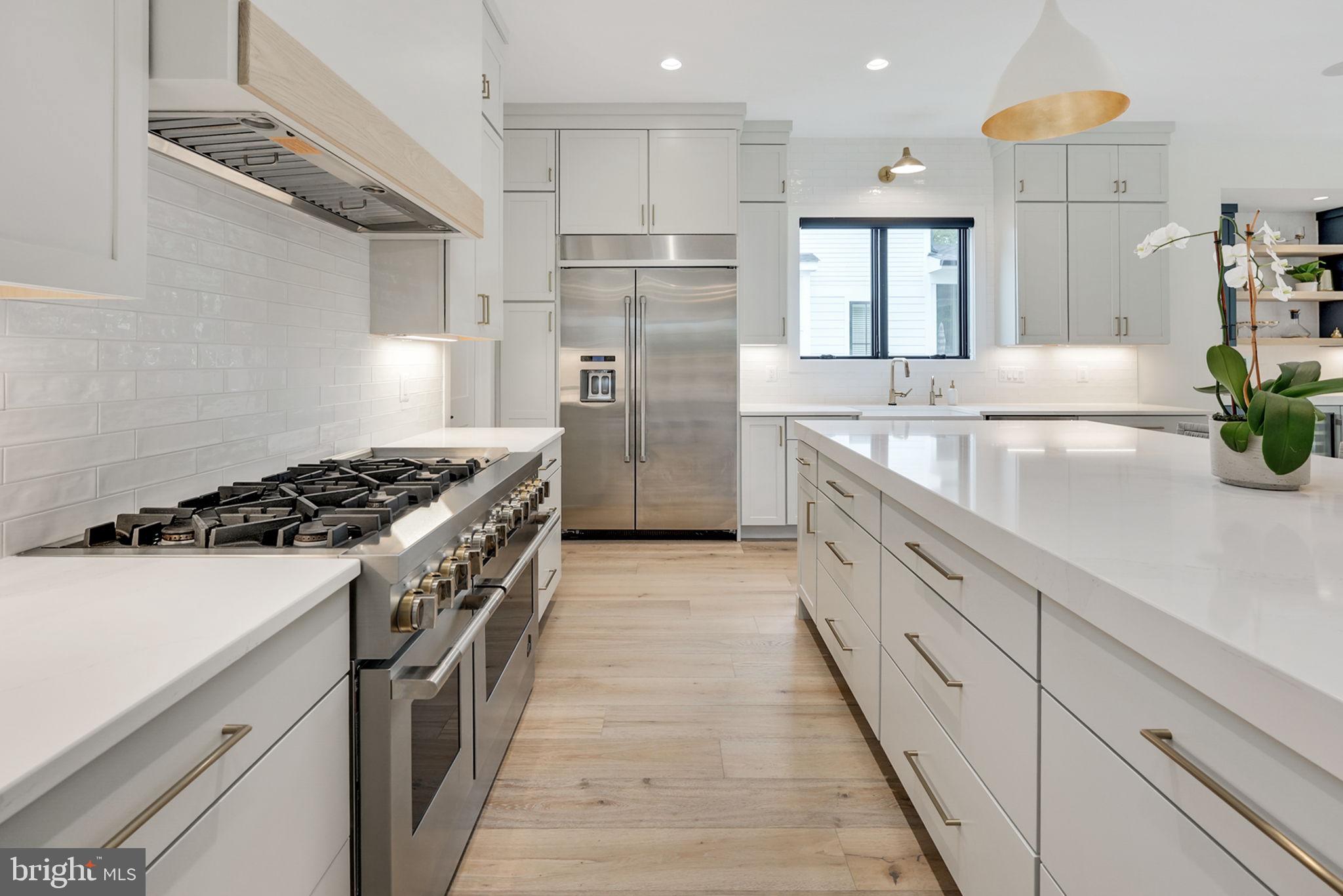 WEST VIENNA WOODS - Residential