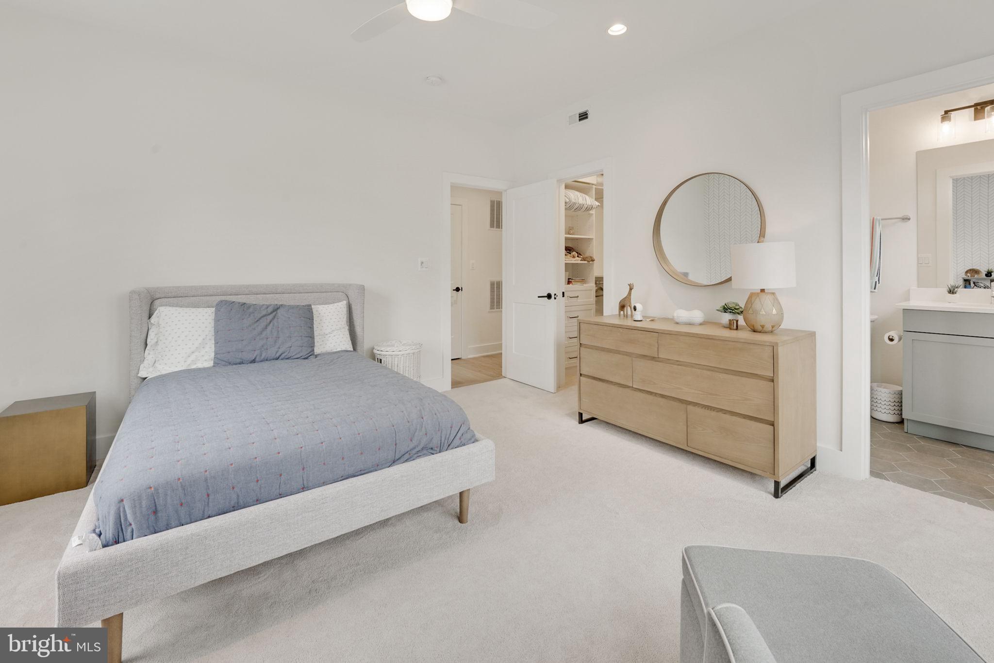 WEST VIENNA WOODS - Residential