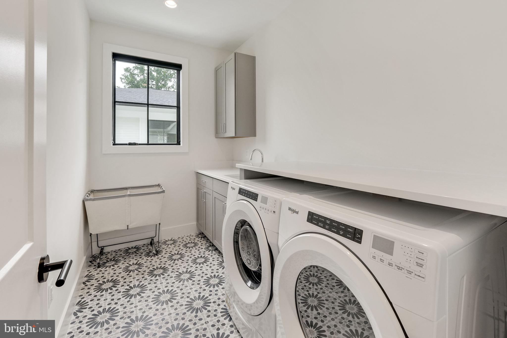 WEST VIENNA WOODS - Residential