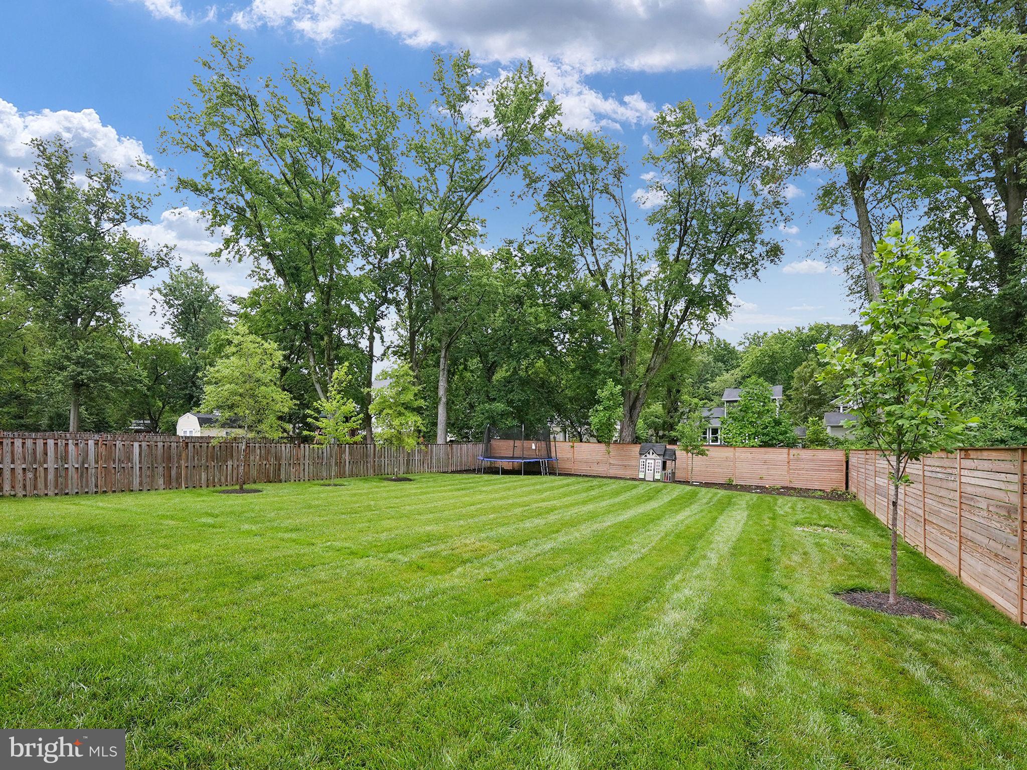 WEST VIENNA WOODS - Residential