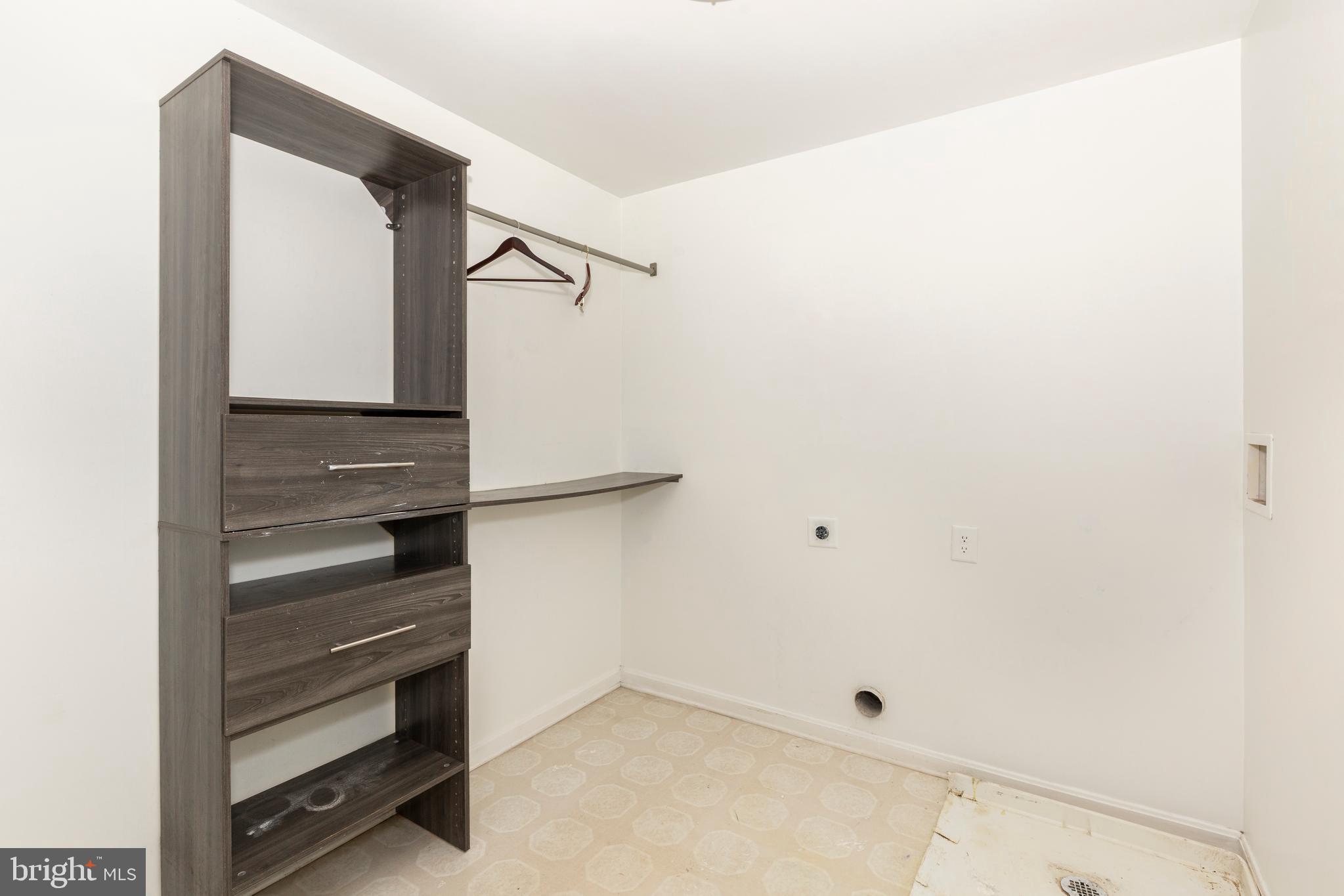 WESTWOOD PARK - Residential