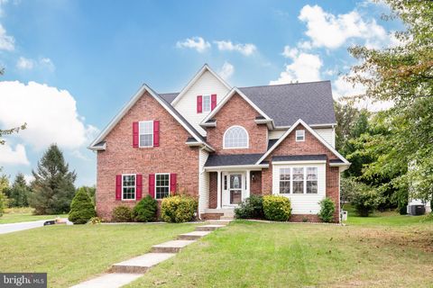 822 WELLESLEY COURT HAMPSTEAD MD 21074