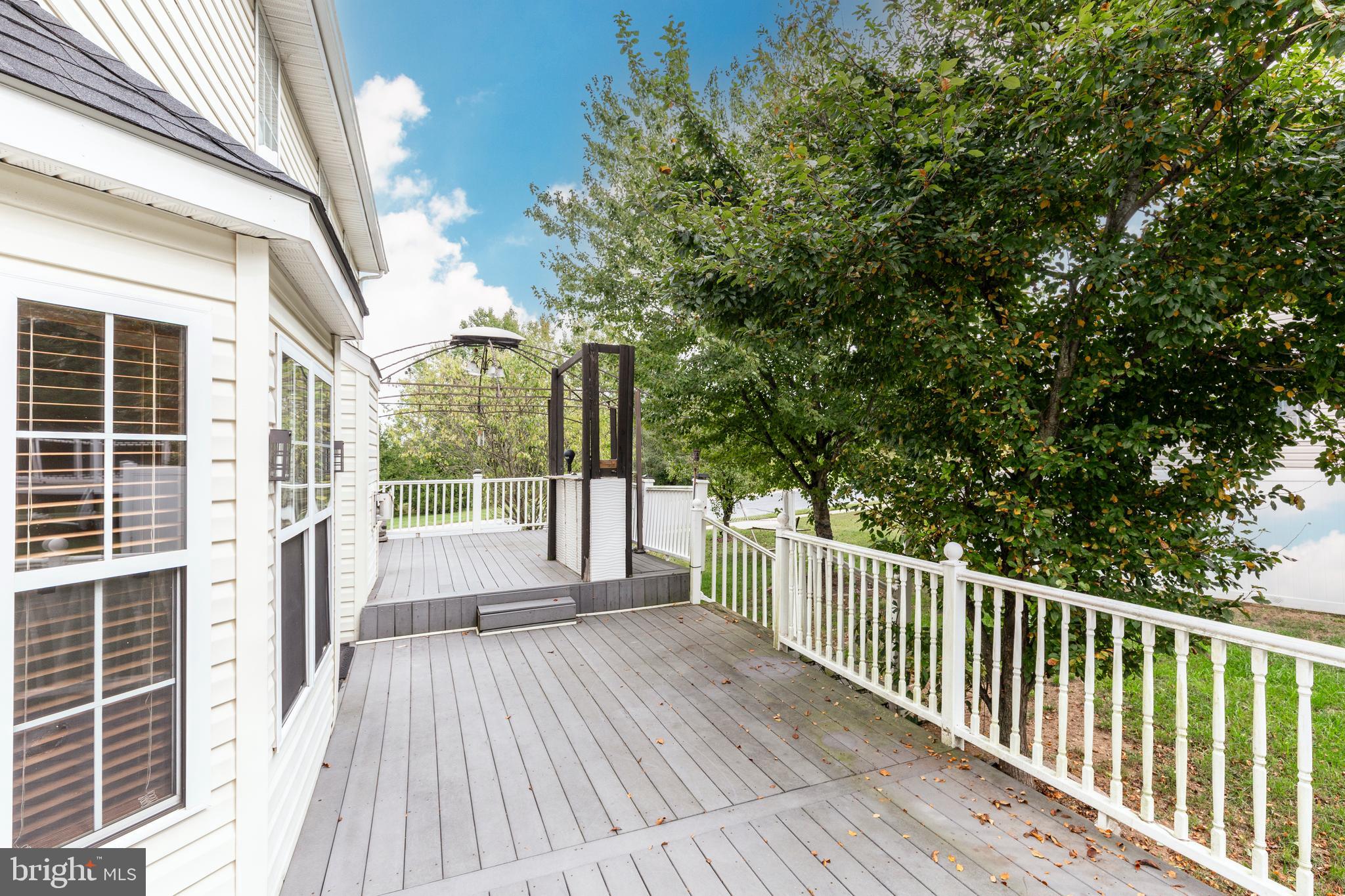 WESTWOOD PARK - Residential