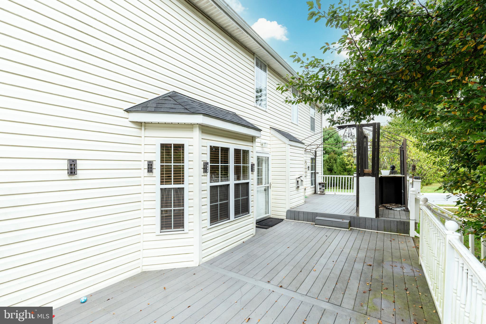 WESTWOOD PARK - Residential