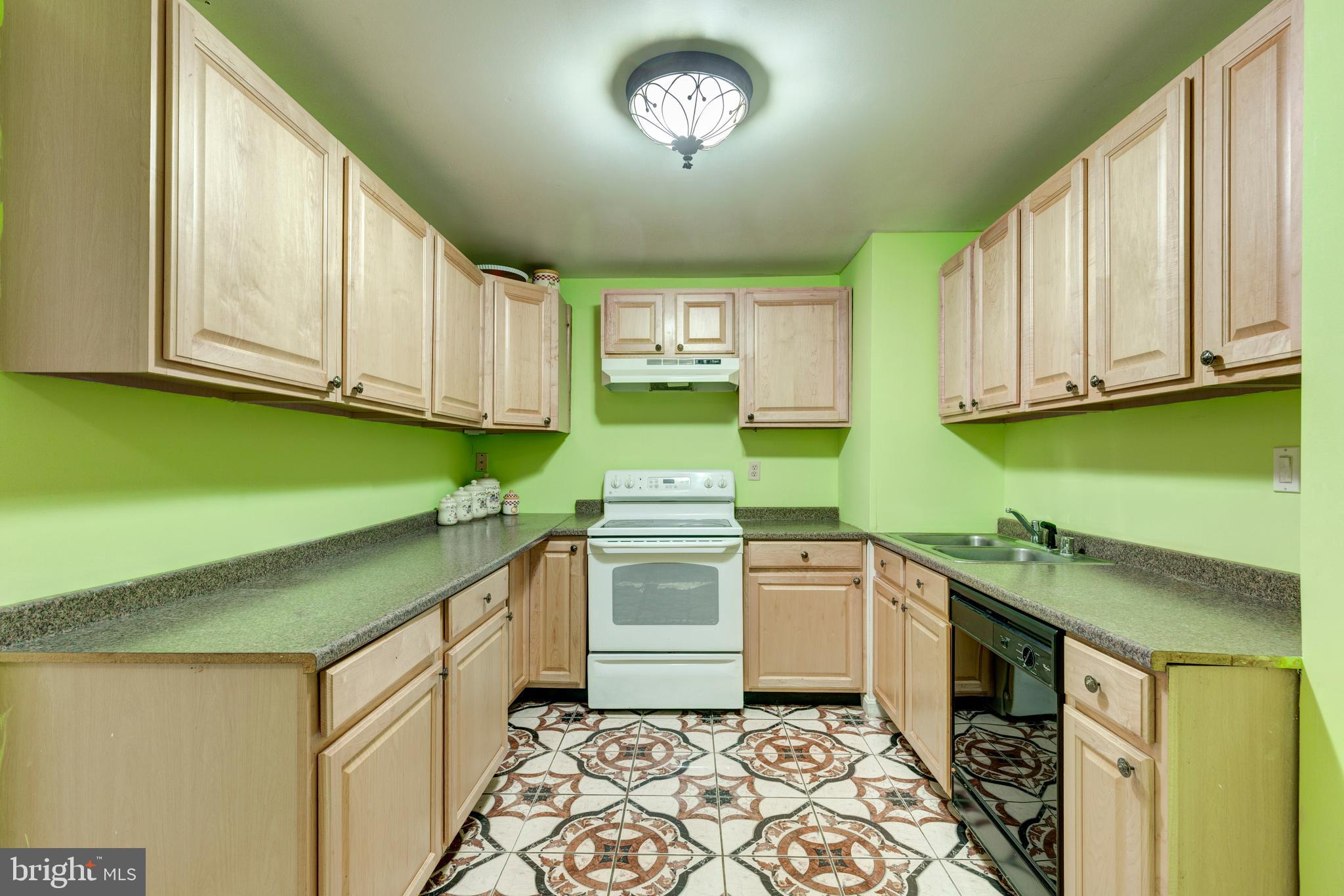 WESTWOOD PARK - Residential