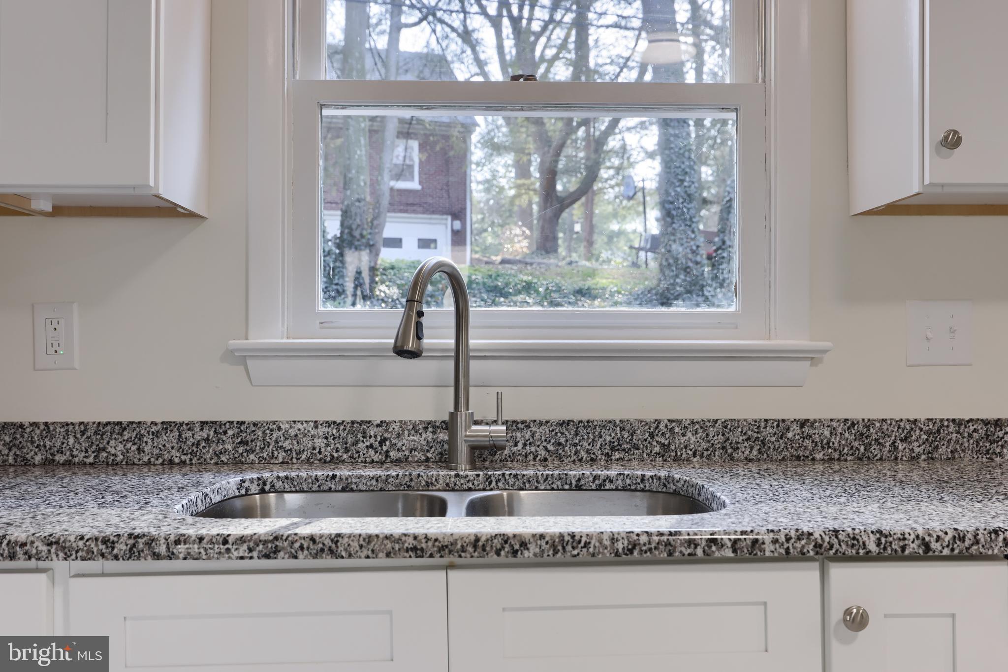 WEST RIDGE - Residential