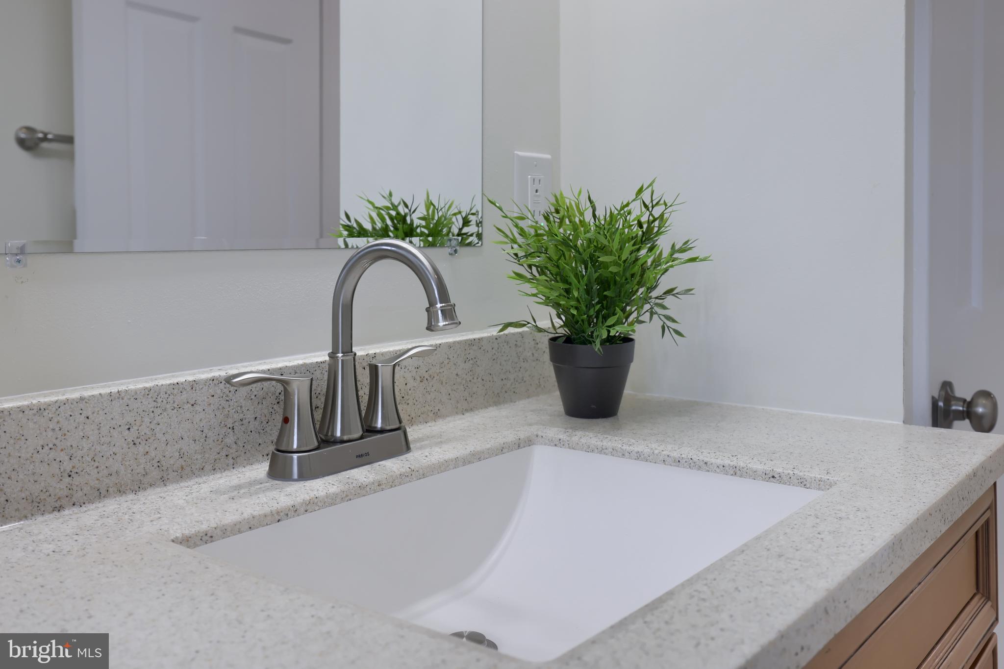 WEST RIDGE - Residential