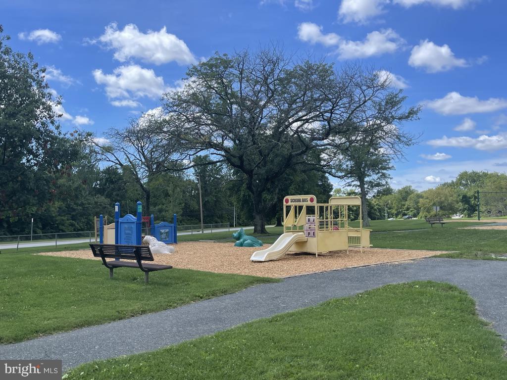 OAKLEIGH - Residential