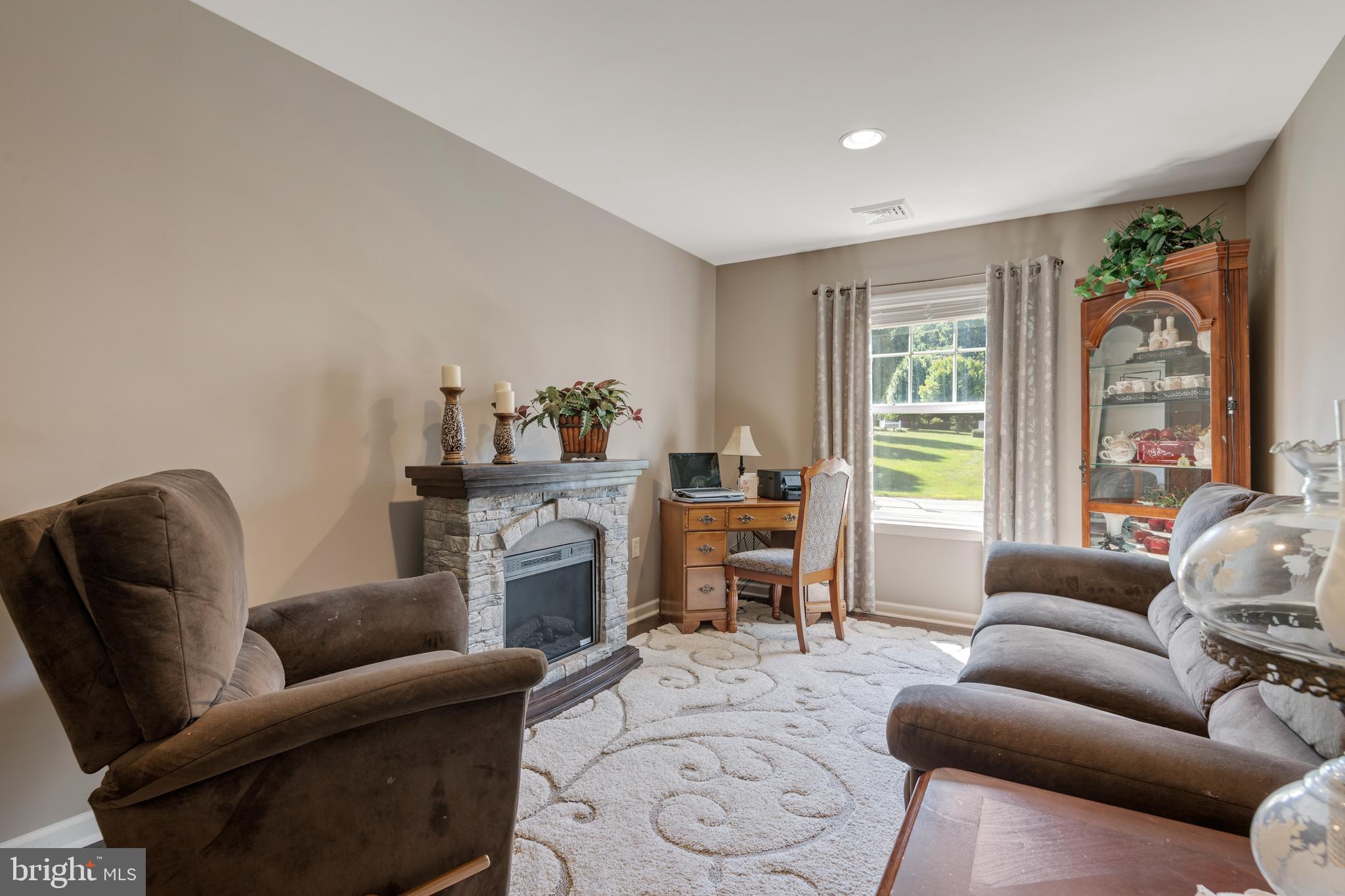 SUMMERFIELD - Residential