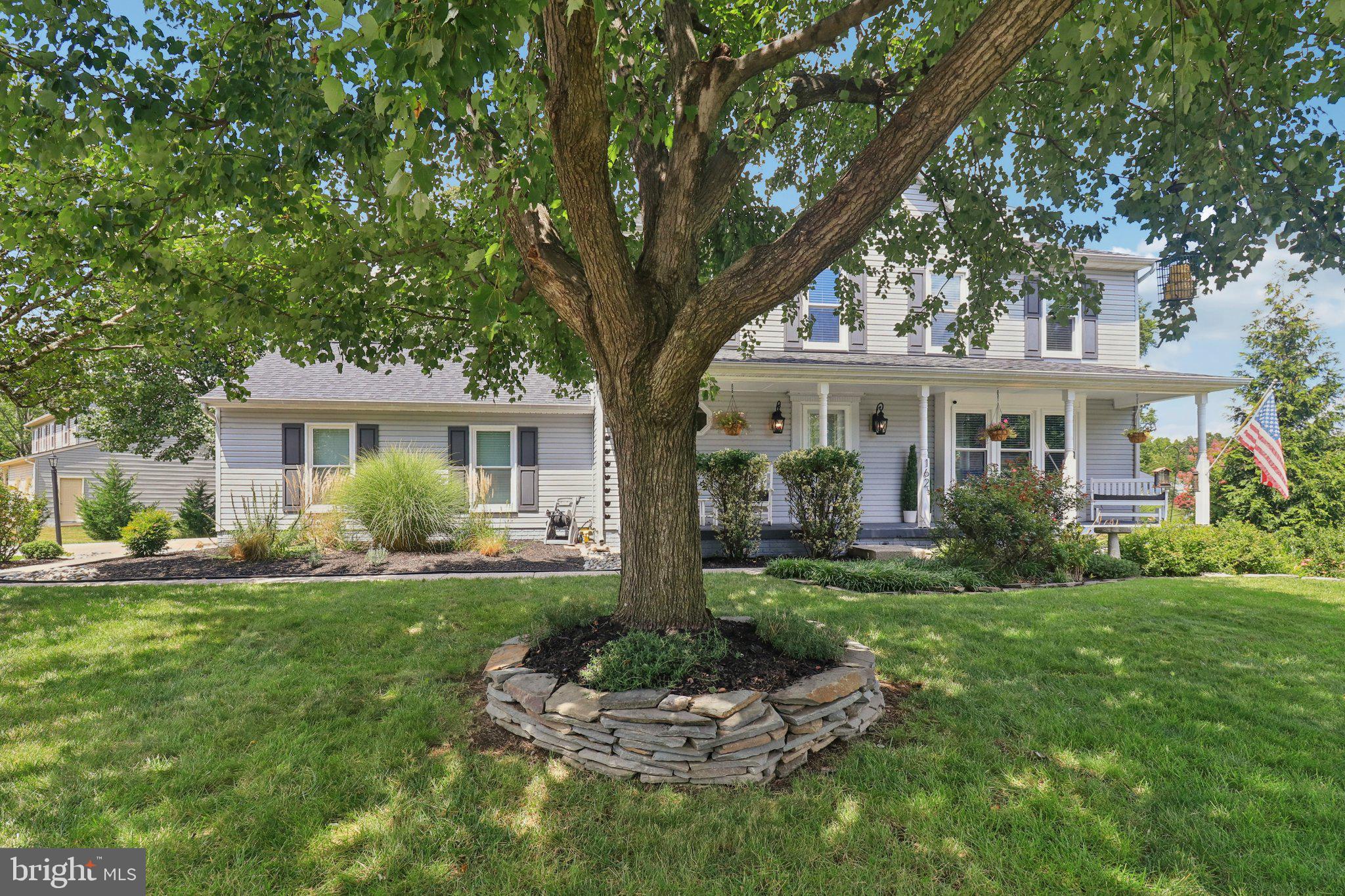 162 APPLEGATE DRIVE