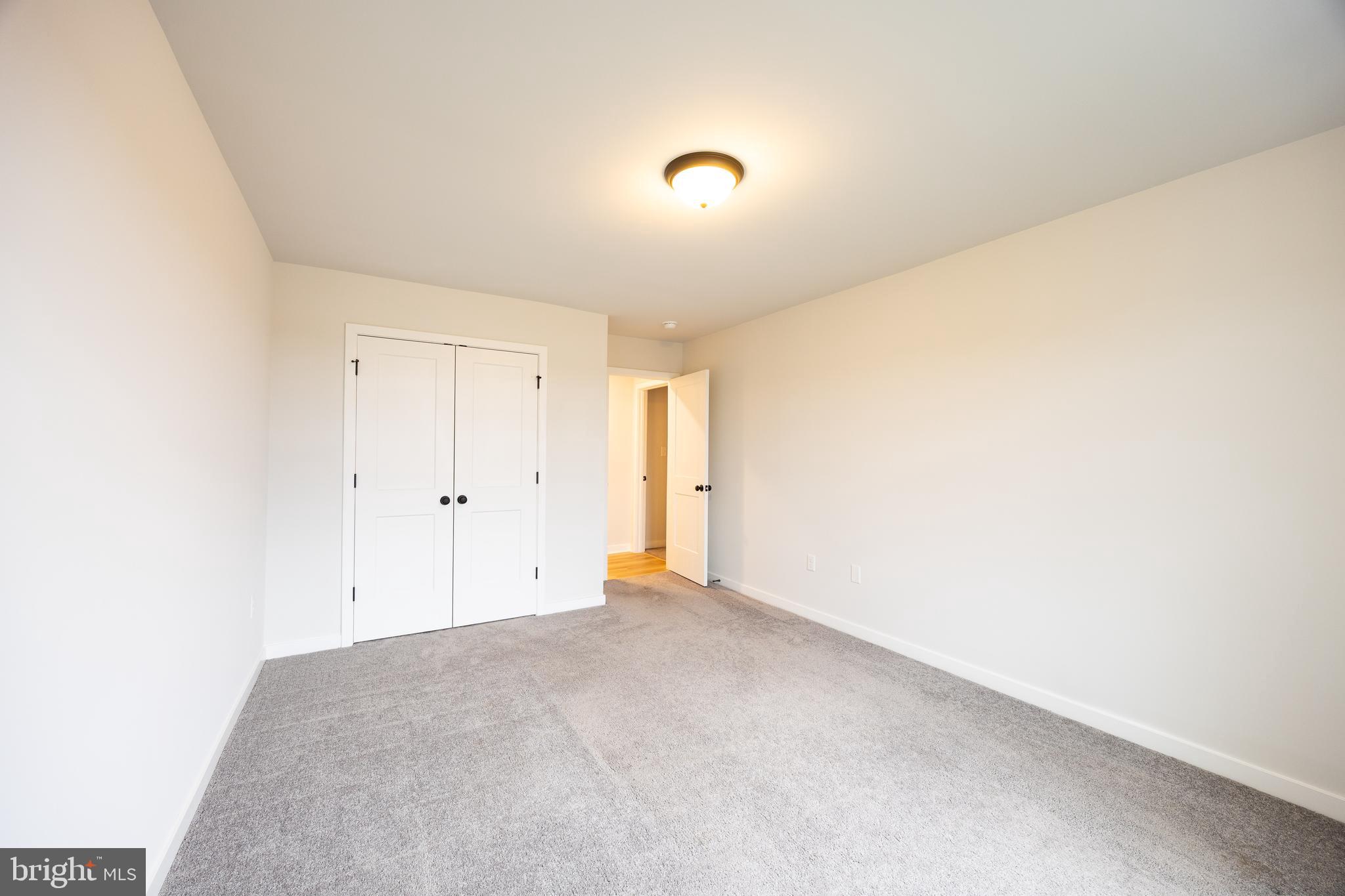 HIGH VIEW ESTATES - Residential