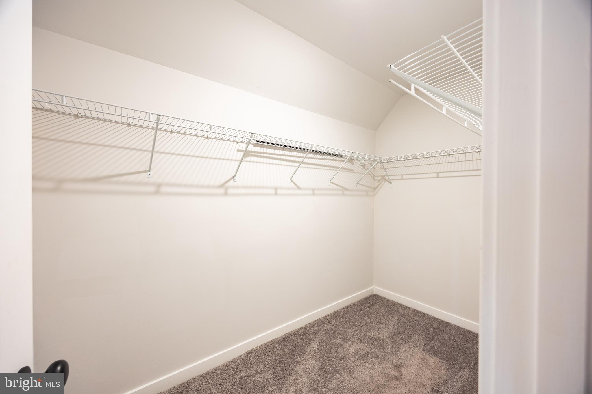 HIGH VIEW ESTATES - Residential