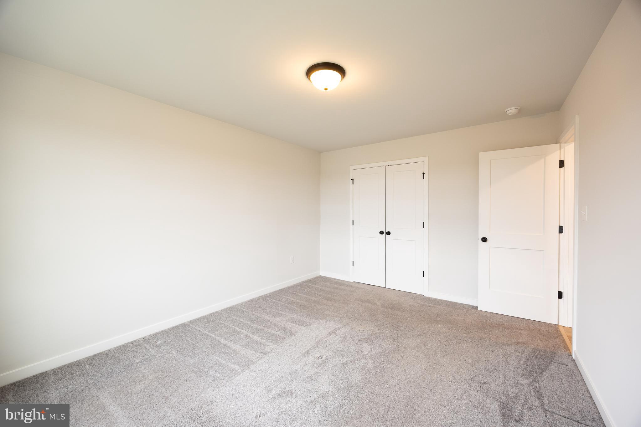 HIGH VIEW ESTATES - Residential