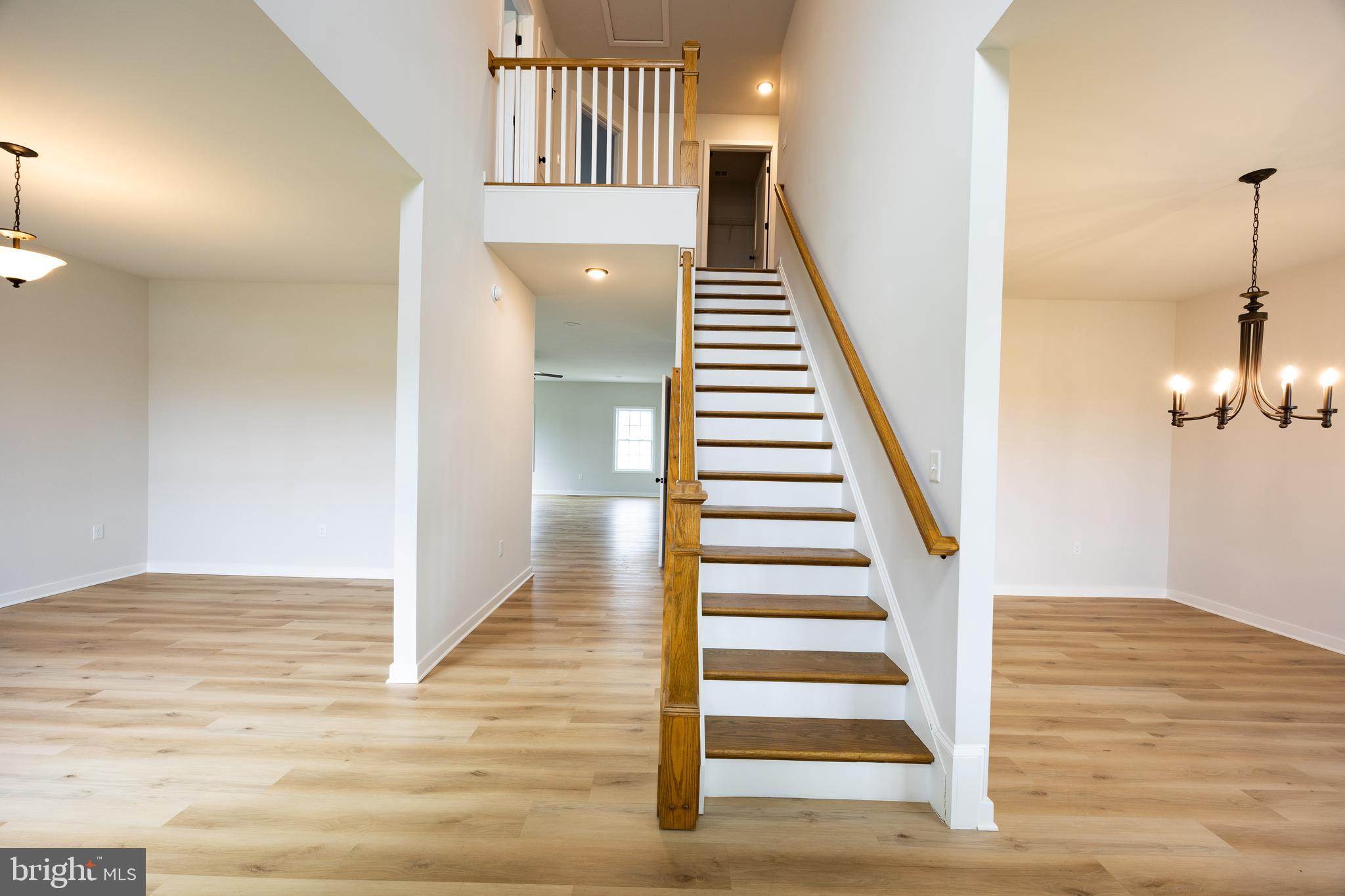 HIGH VIEW ESTATES - Residential