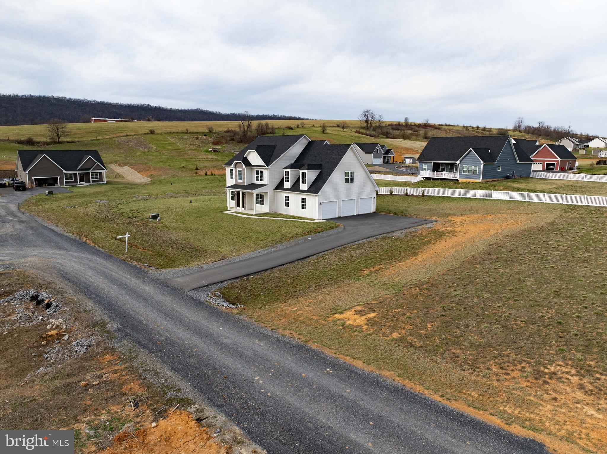 HIGH VIEW ESTATES - Residential