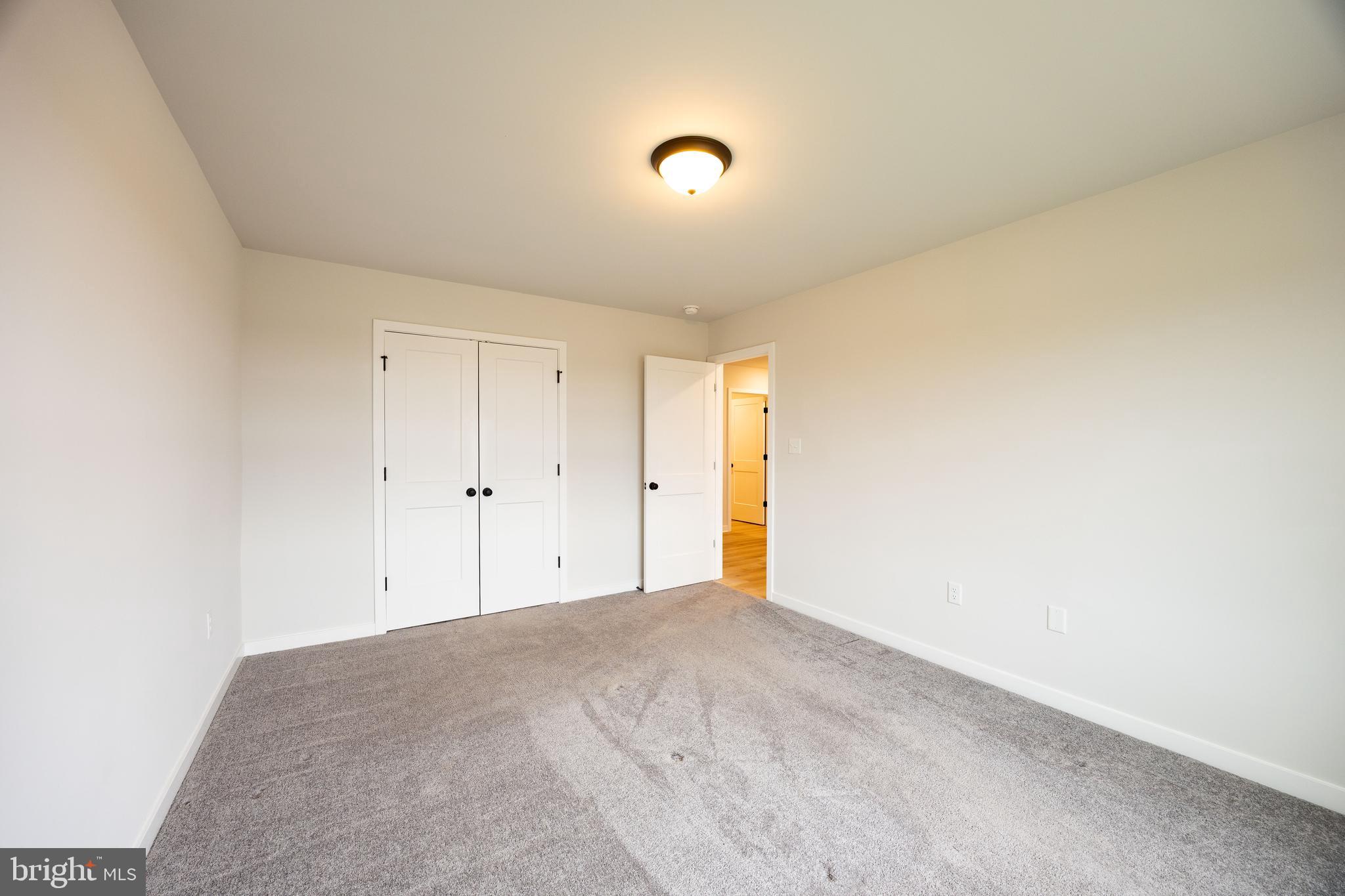 HIGH VIEW ESTATES - Residential