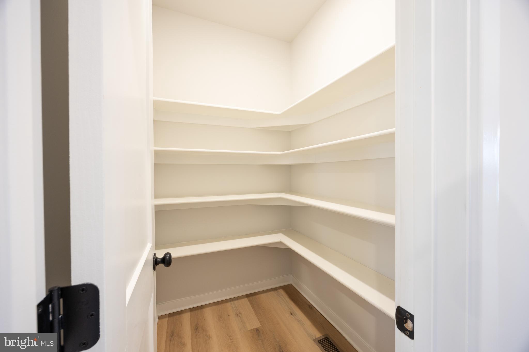 HIGH VIEW ESTATES - Residential