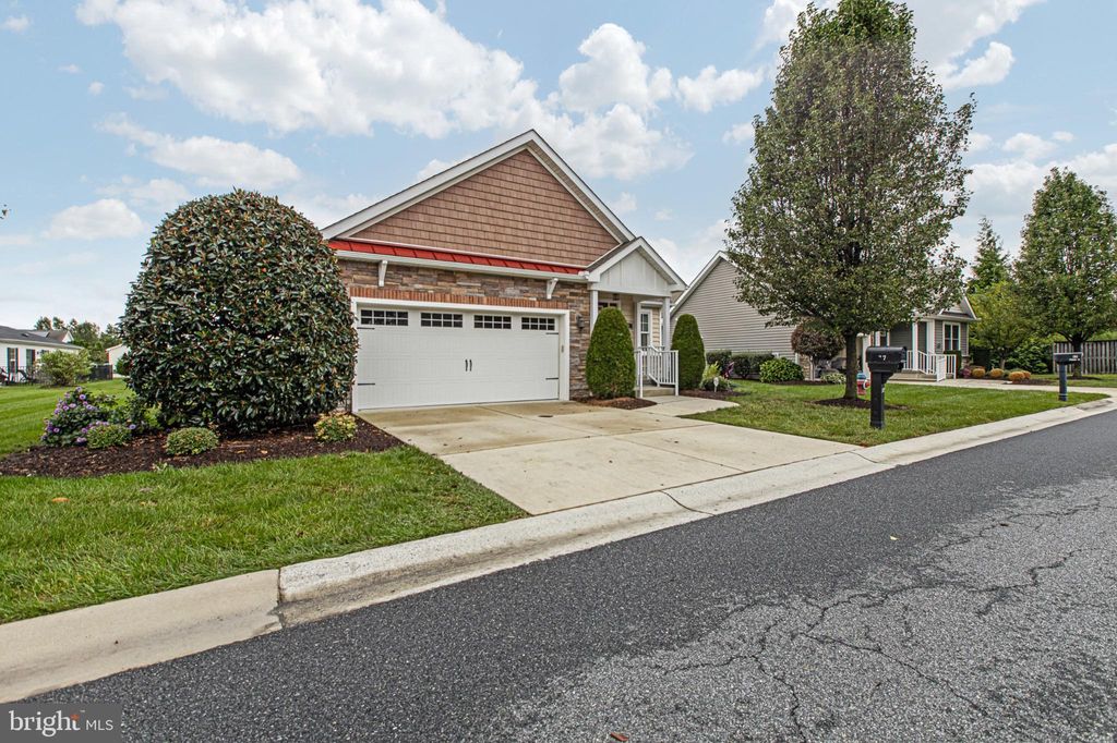 Photo of 37 Siltstone Drive, DOVER, DE 19901 (MLS # DEKT2041716)