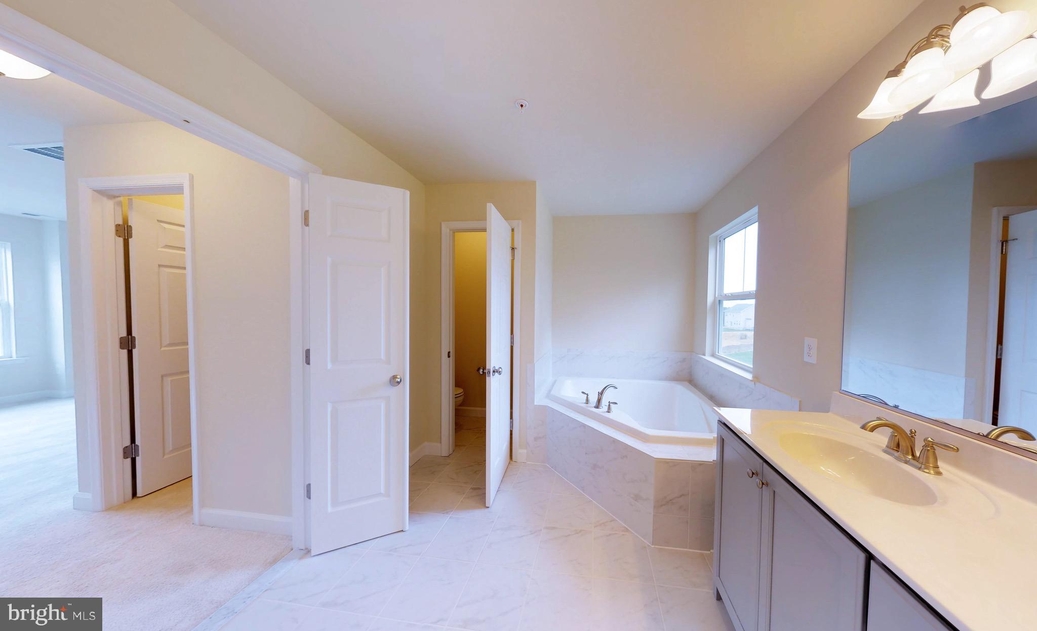 PORTOBELLO ESTATES - Residential