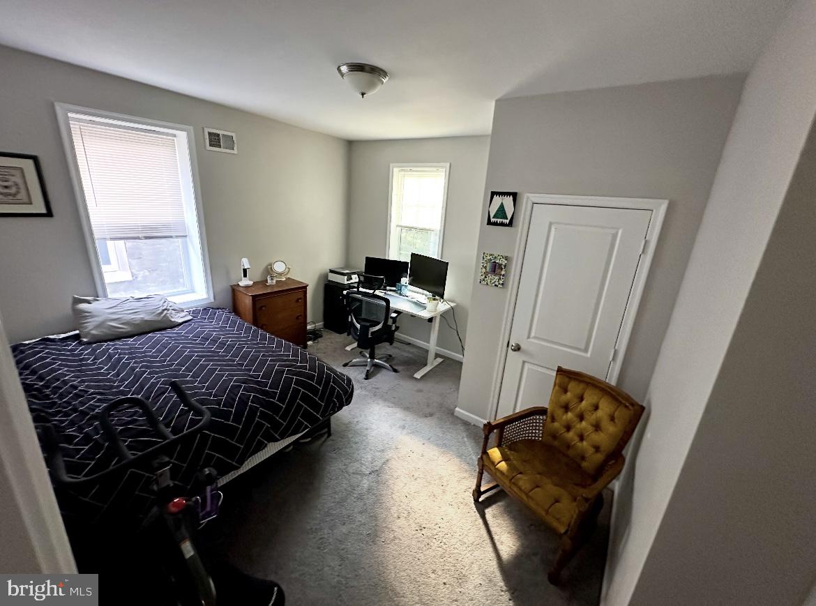 GERMANTOWN (EAST) - Residential