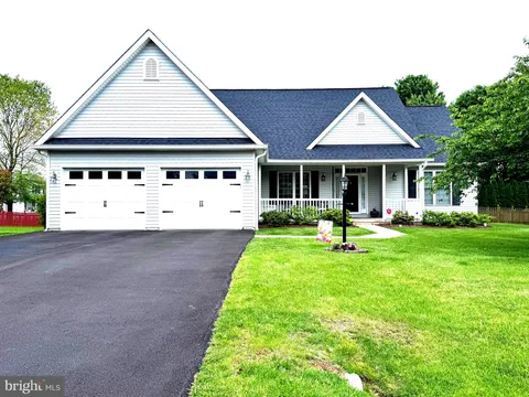 41 Clemson Drive, Falling Waters, WV MLS: WVBE2040610