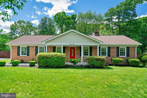 8116 Rolling Road, Springfield, VA MLS: VAFX2239610