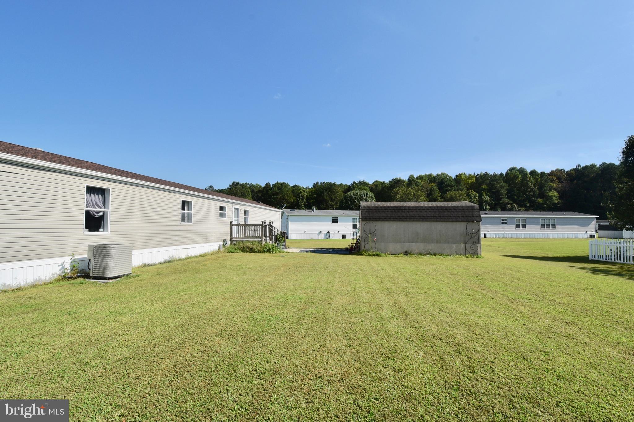 HEBRON WOODS - Residential