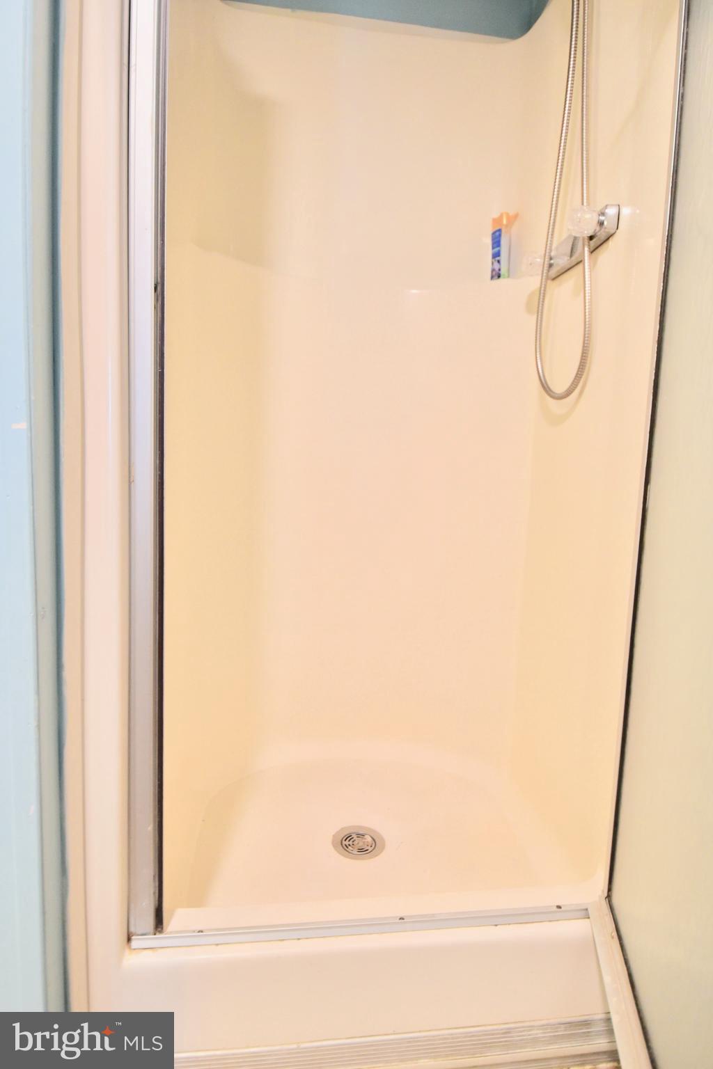 HEBRON WOODS - Residential