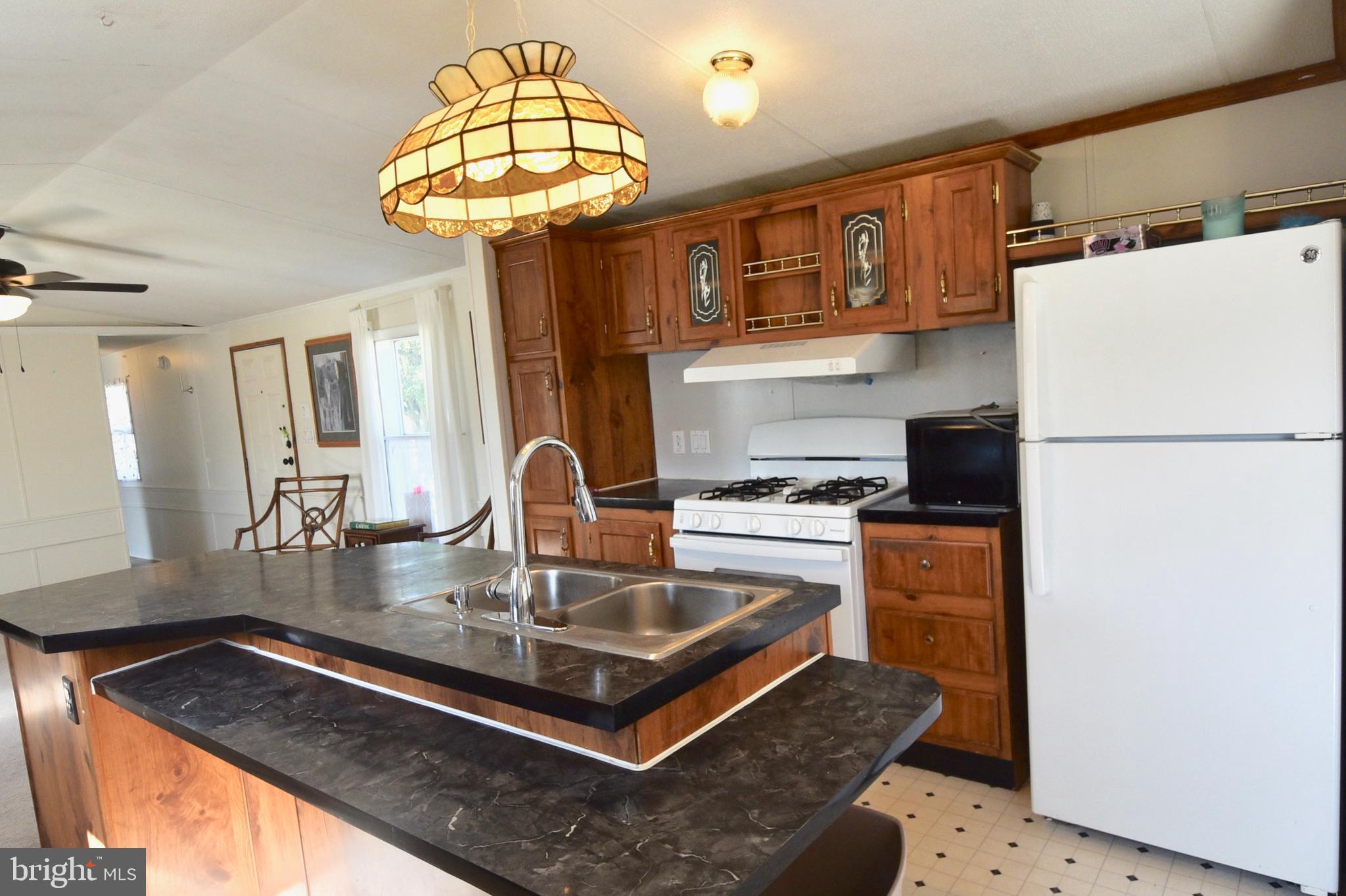 9080 GOLD FINCH COURT