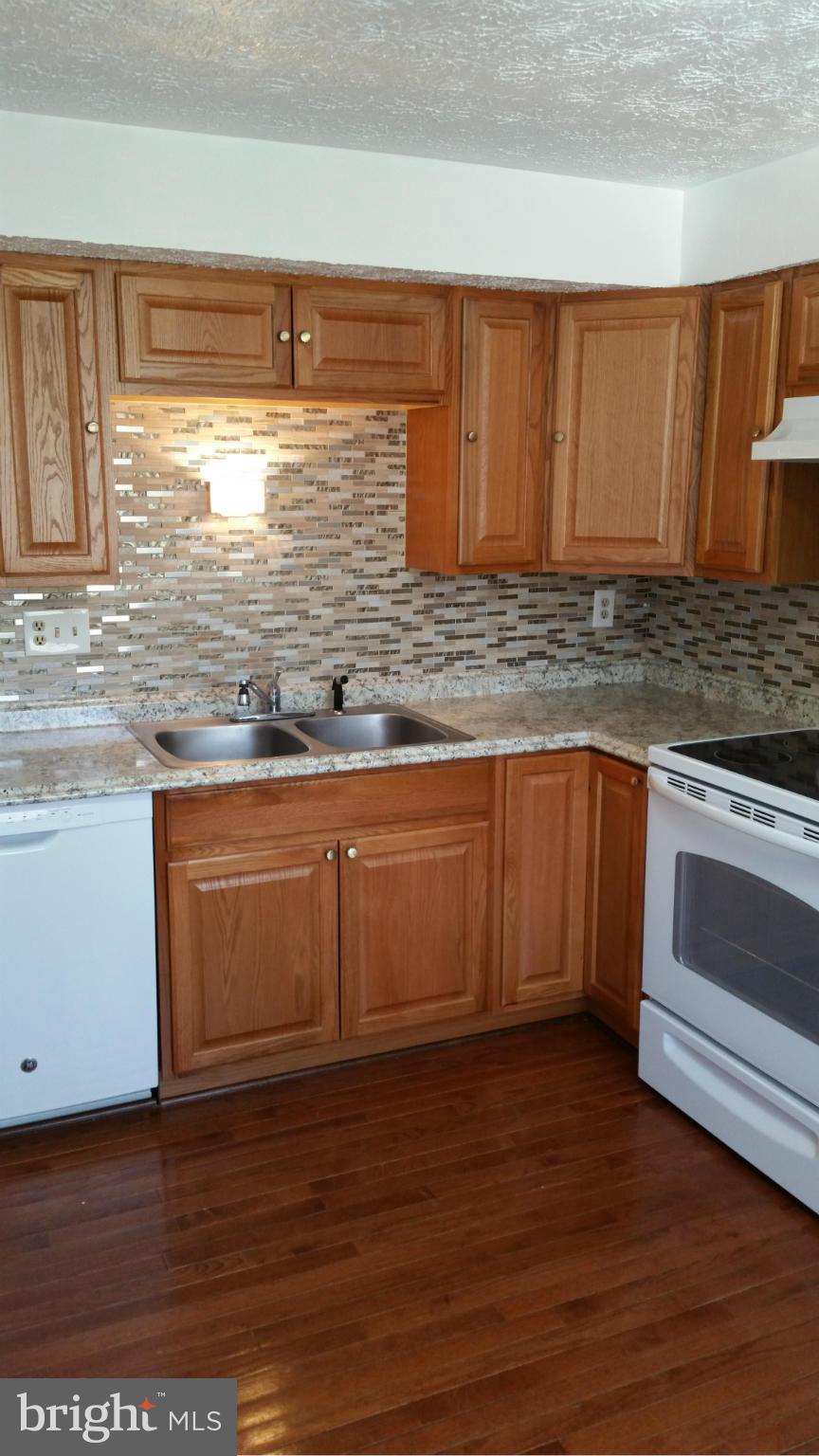 NEWINGTON FOREST - Residential