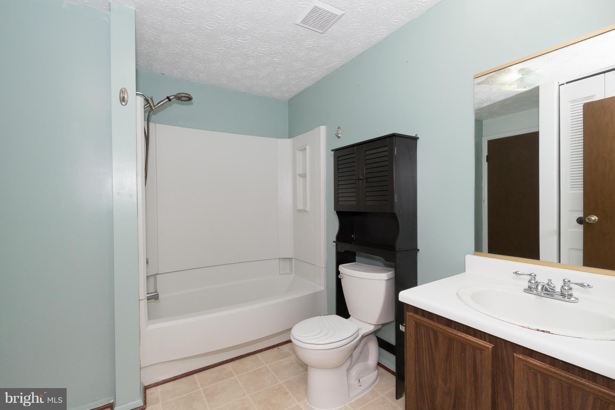 NEWINGTON FOREST - Residential