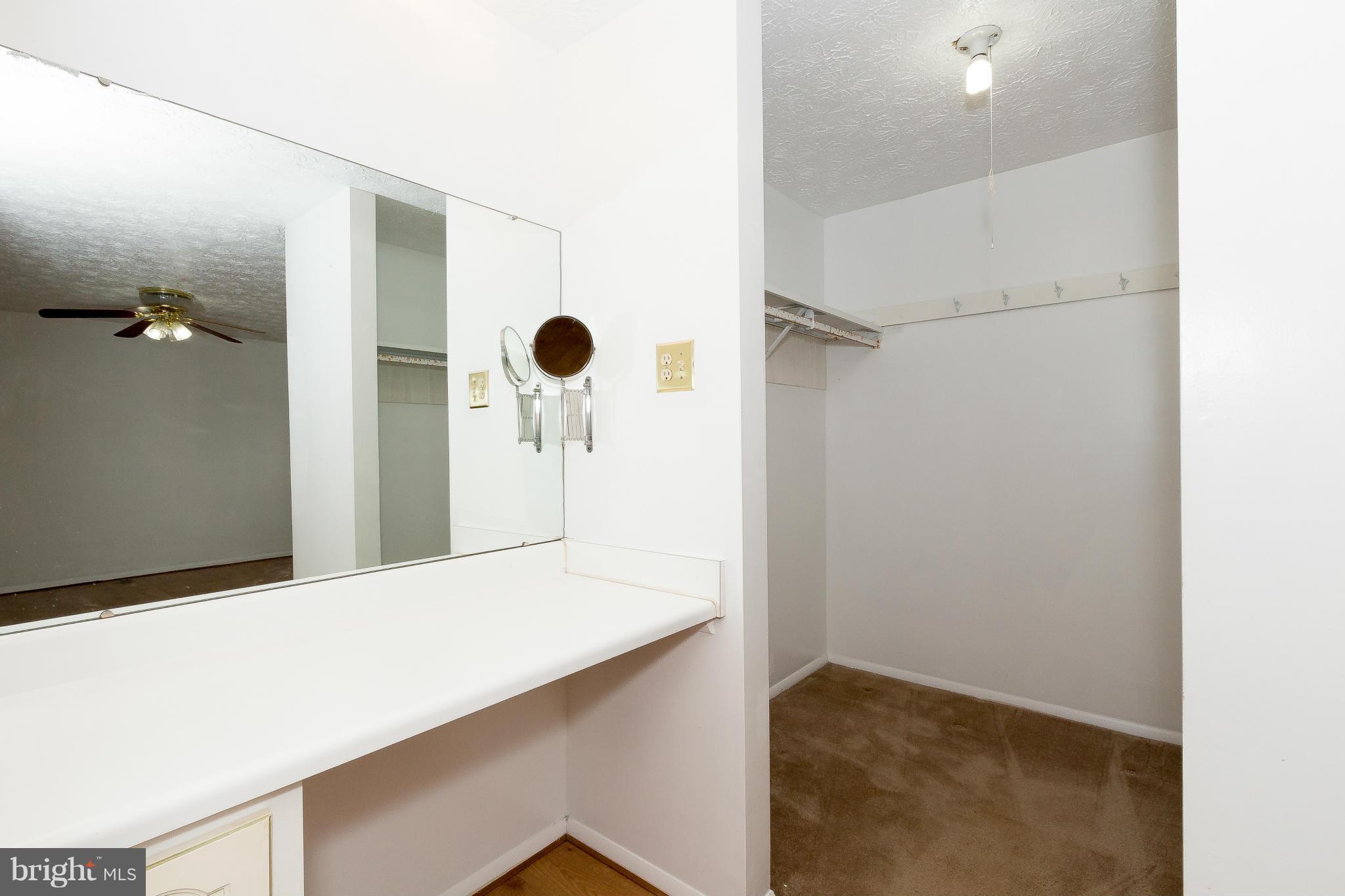 NEWINGTON FOREST - Residential