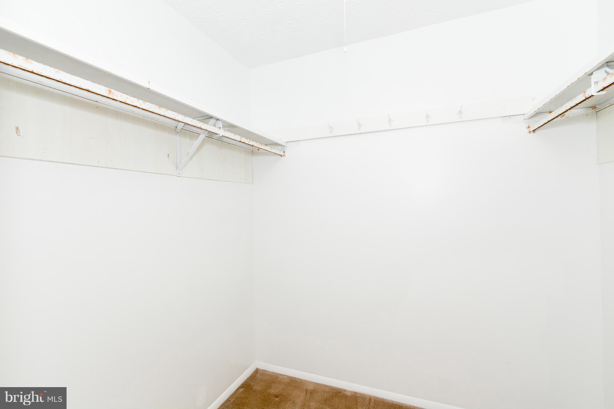 NEWINGTON FOREST - Residential